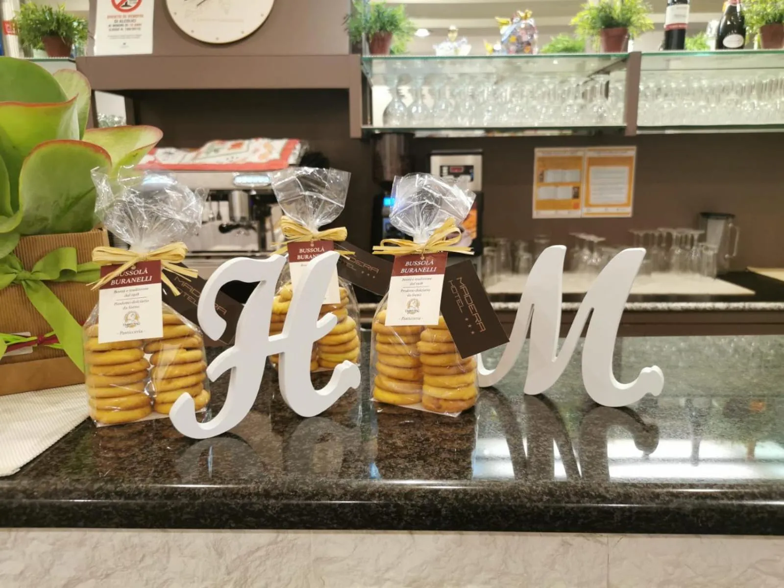 Lounge or bar in Hotel Madera