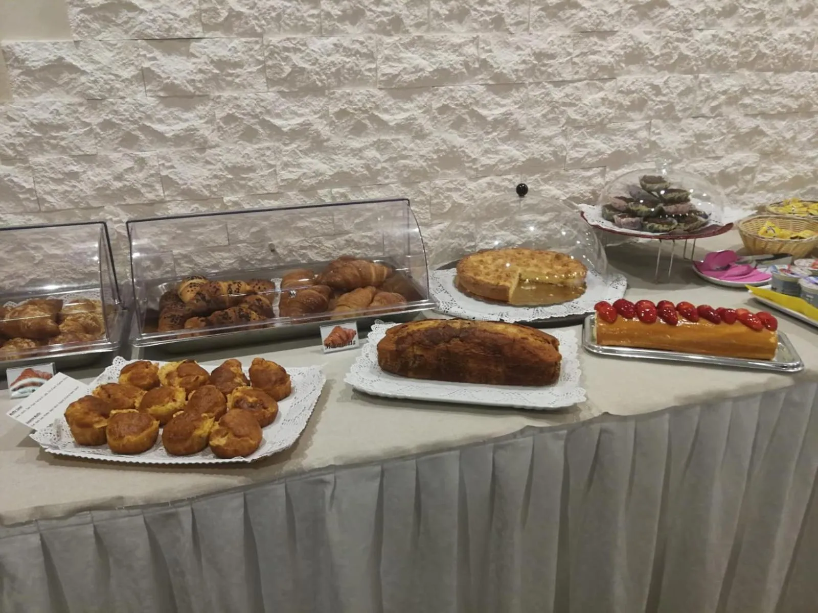 Breakfast in Hotel Madera