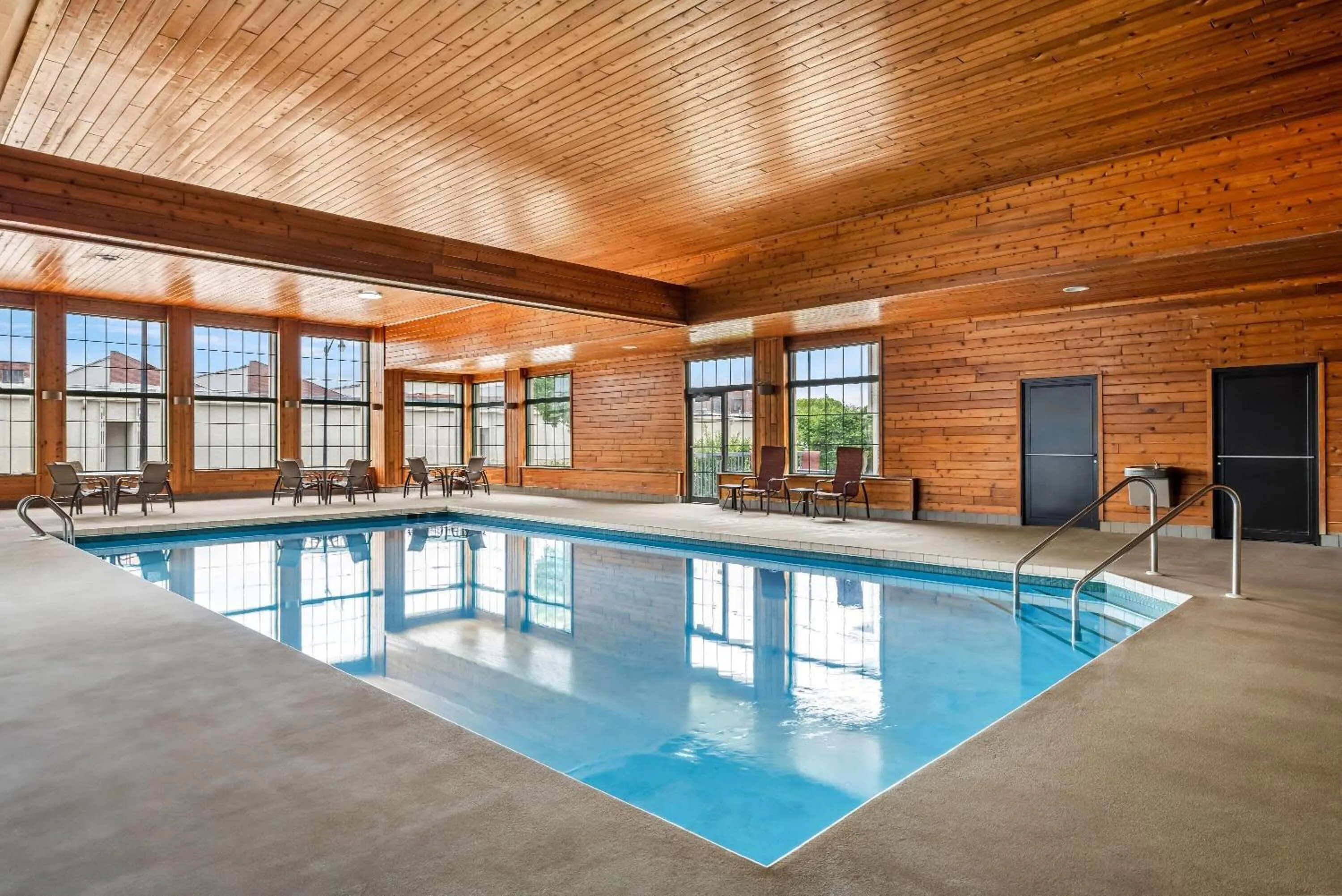 Swimming pool in Super 8 by Wyndham La Crosse