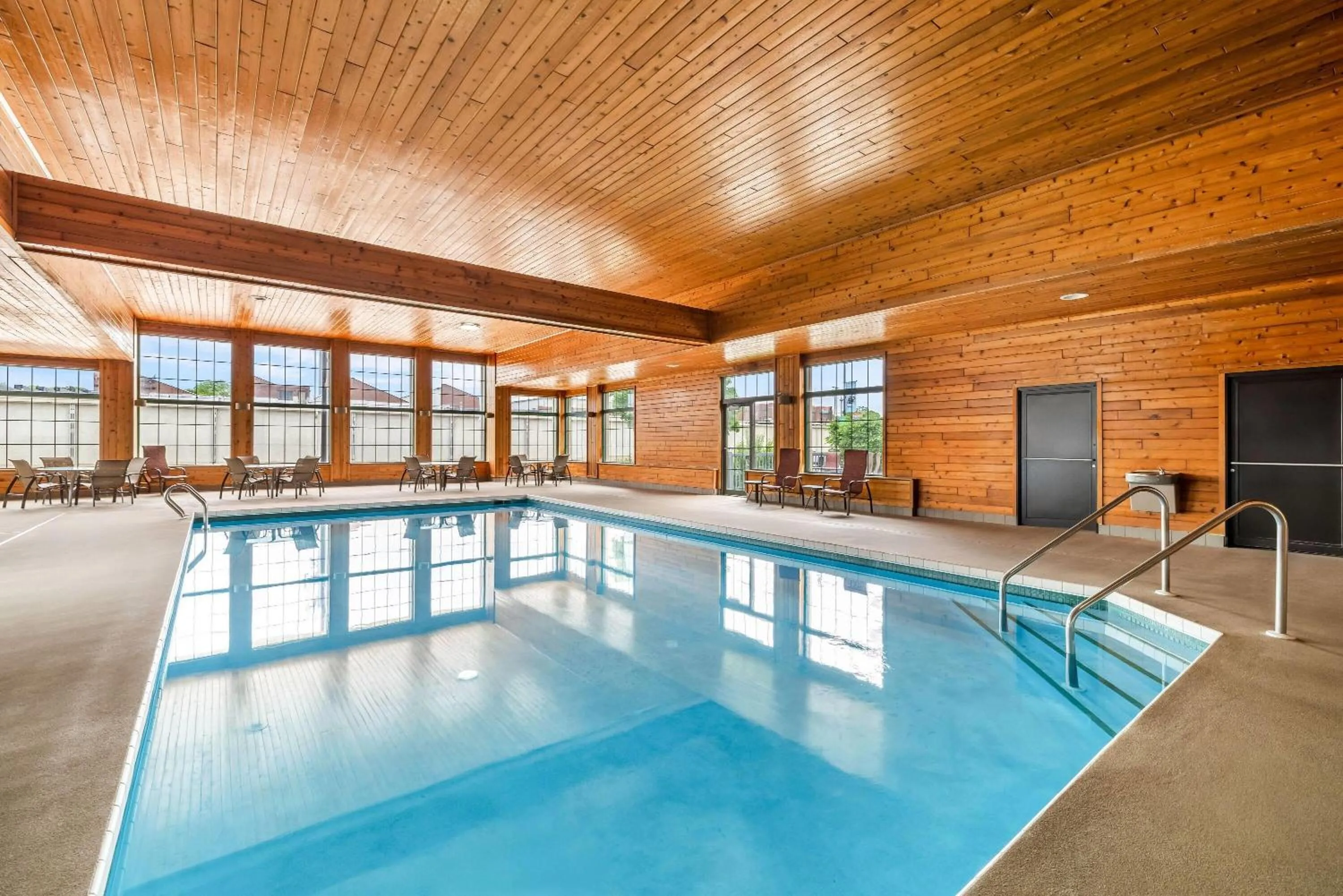 Swimming pool in Super 8 by Wyndham La Crosse