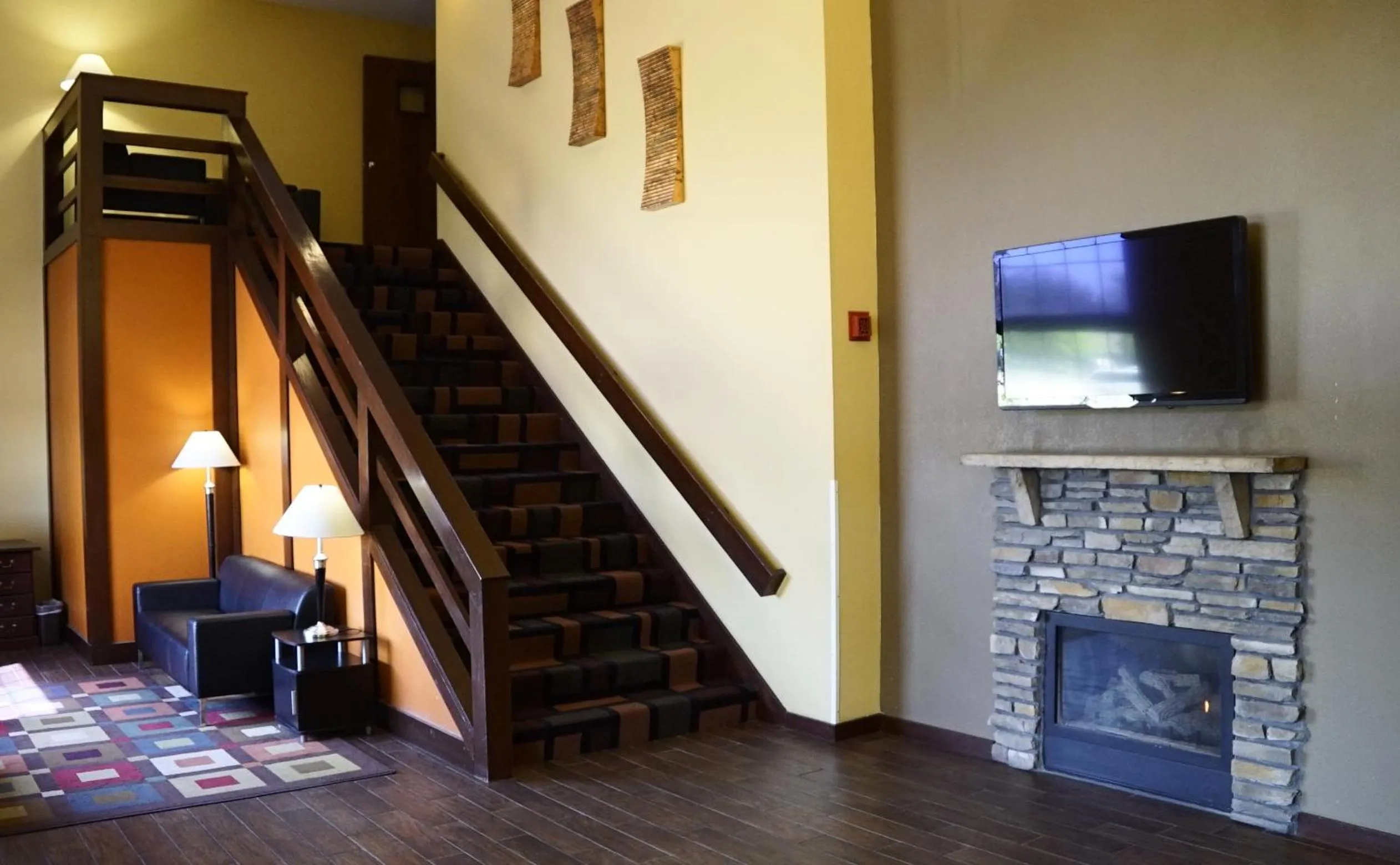 Lobby or reception in Super 8 by Wyndham La Crosse