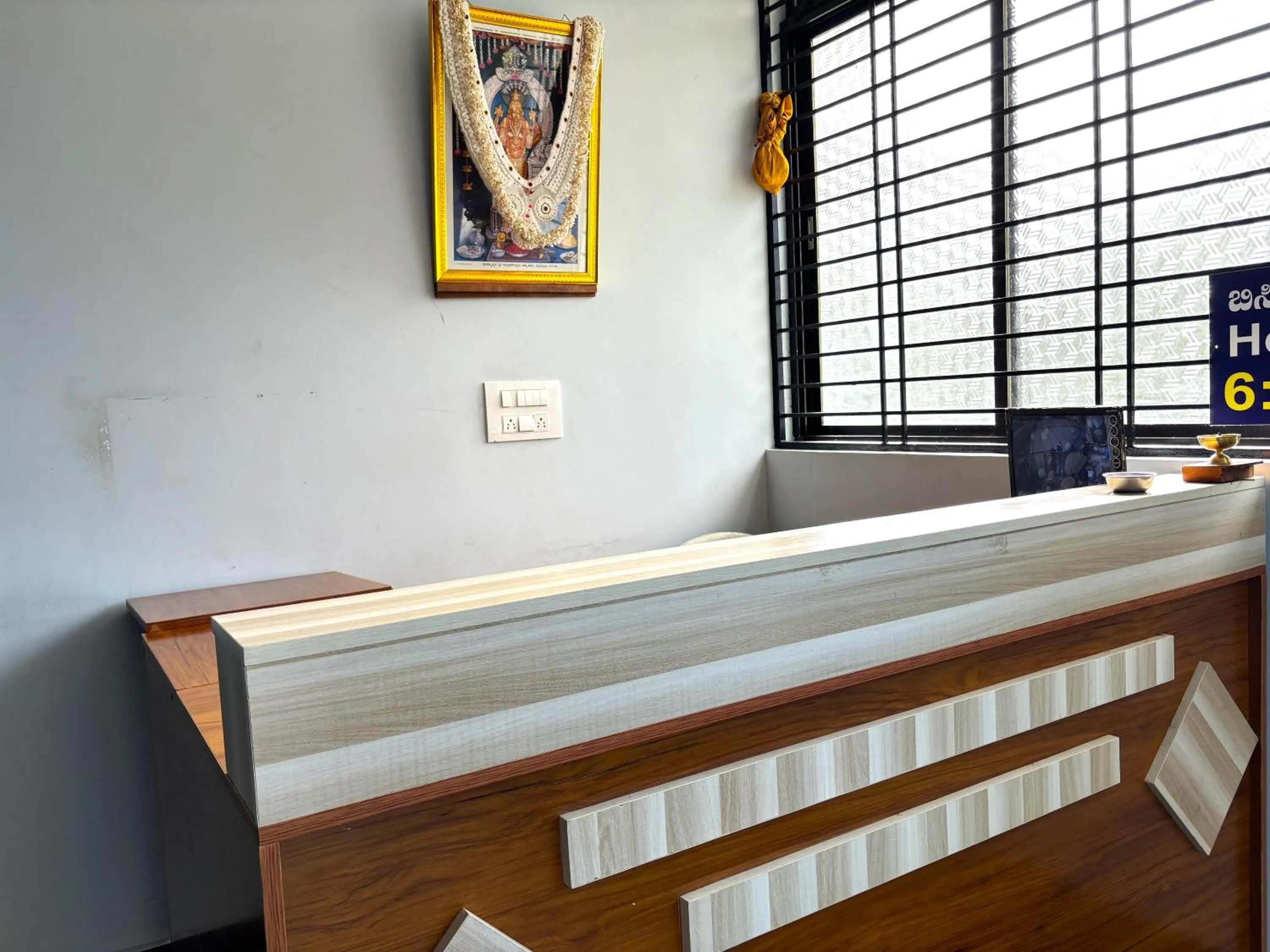 Lobby or reception in Sri Swarna Darvi Lodge Horanadu