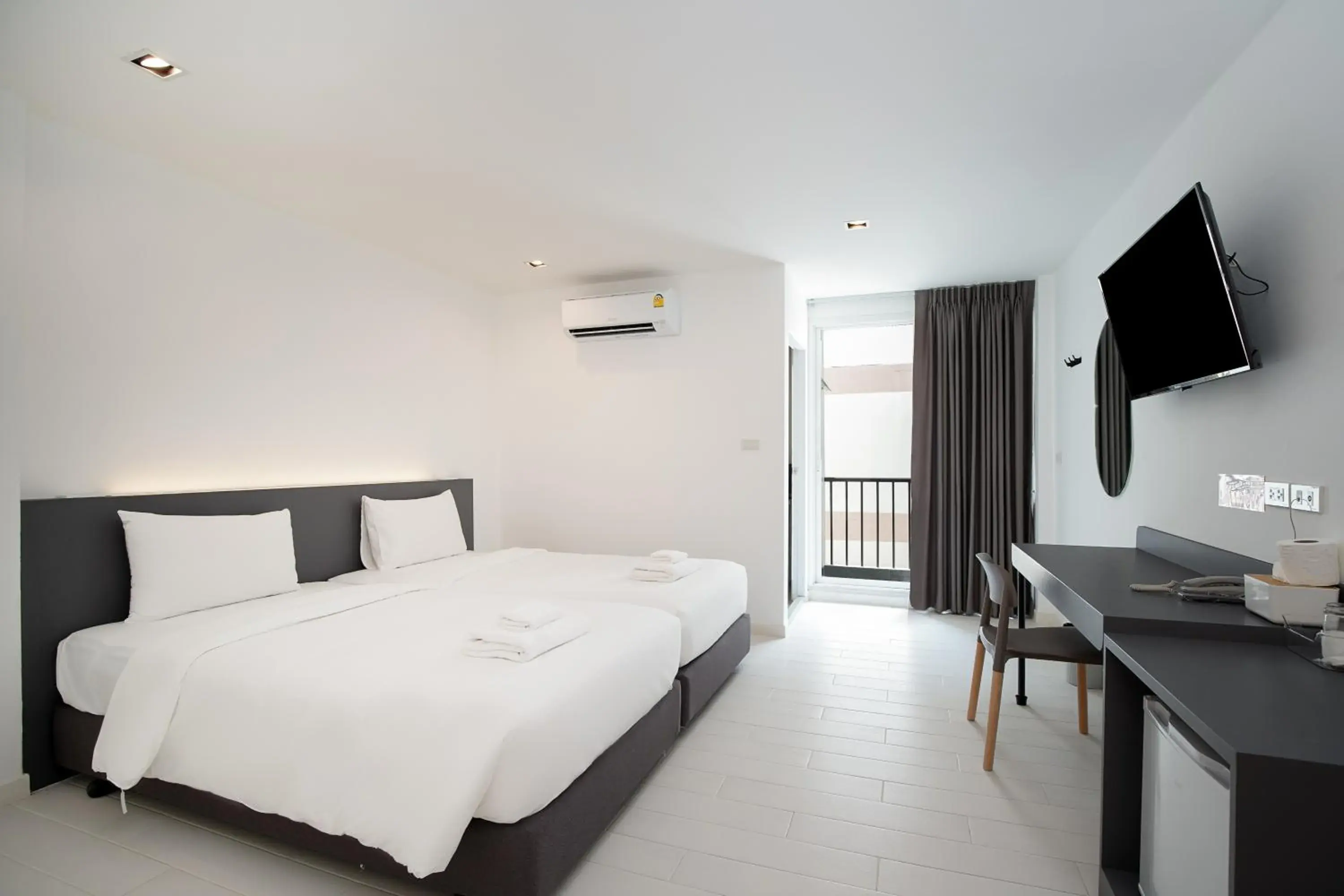 Superior Twin Room in The Urban Oasis Superior Twin Room in The Urban Oasis