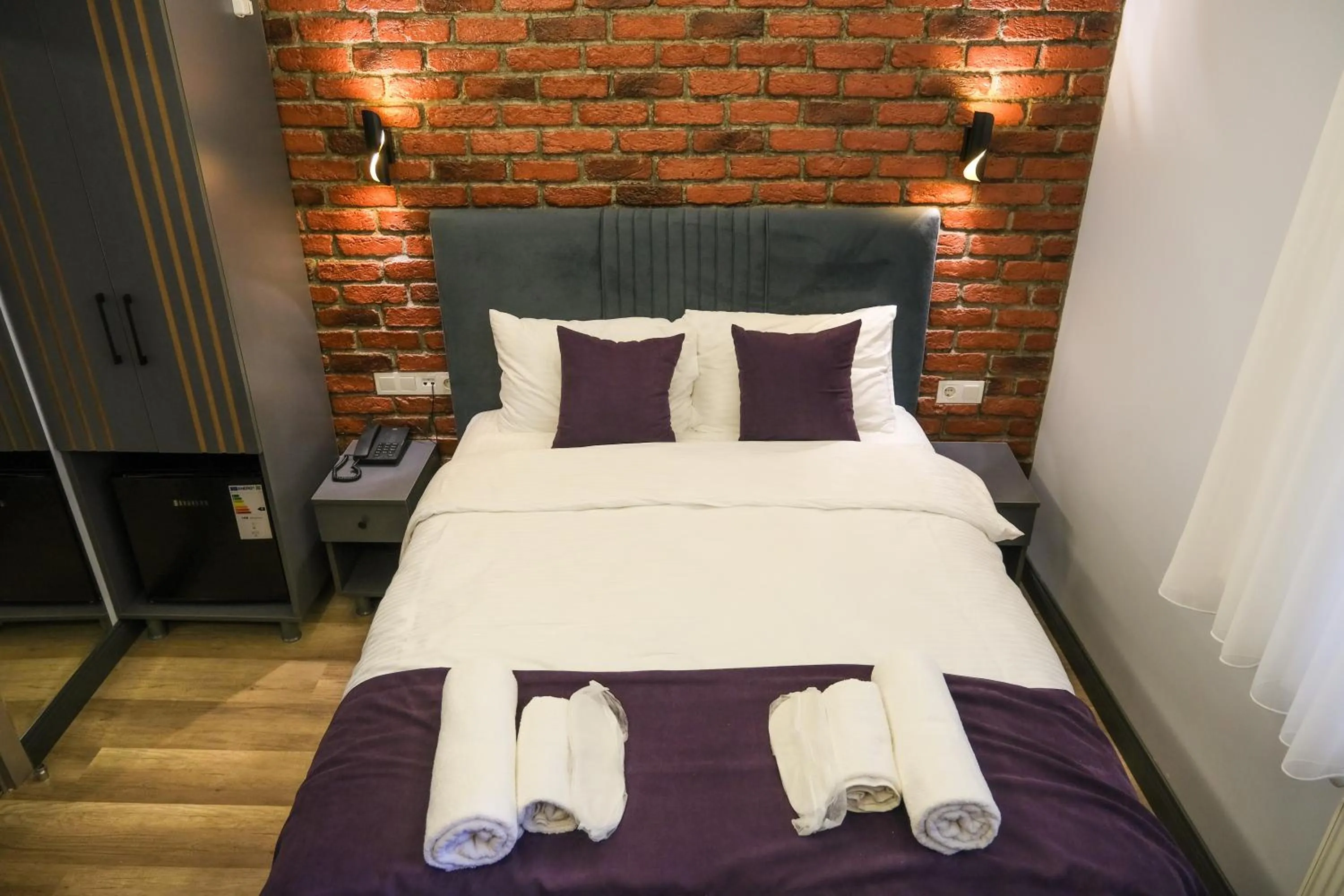 Bed in Yellow Mansion