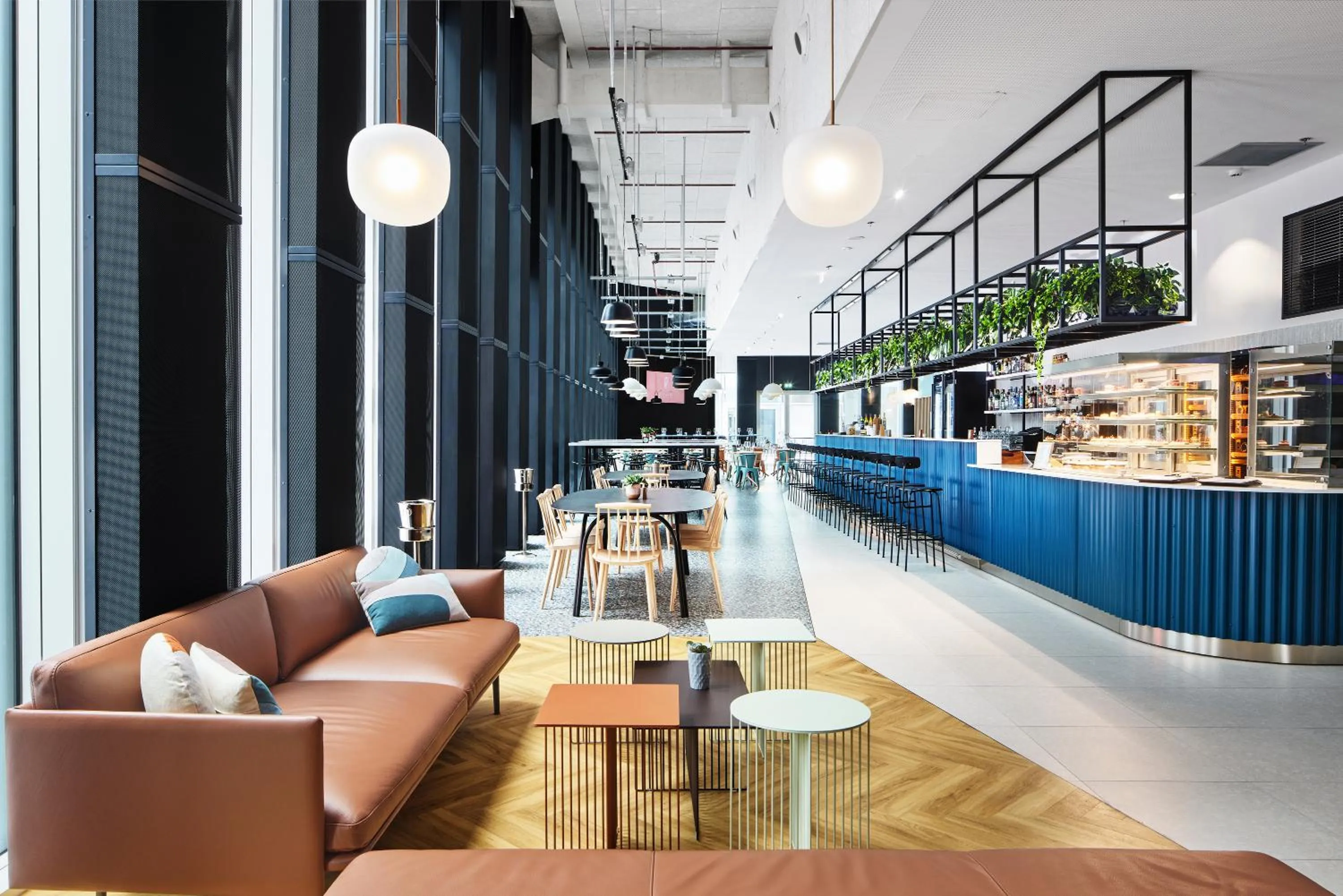 Restaurant/places to eat in H4 Hotel Wyndham Paris Pleyel Resort