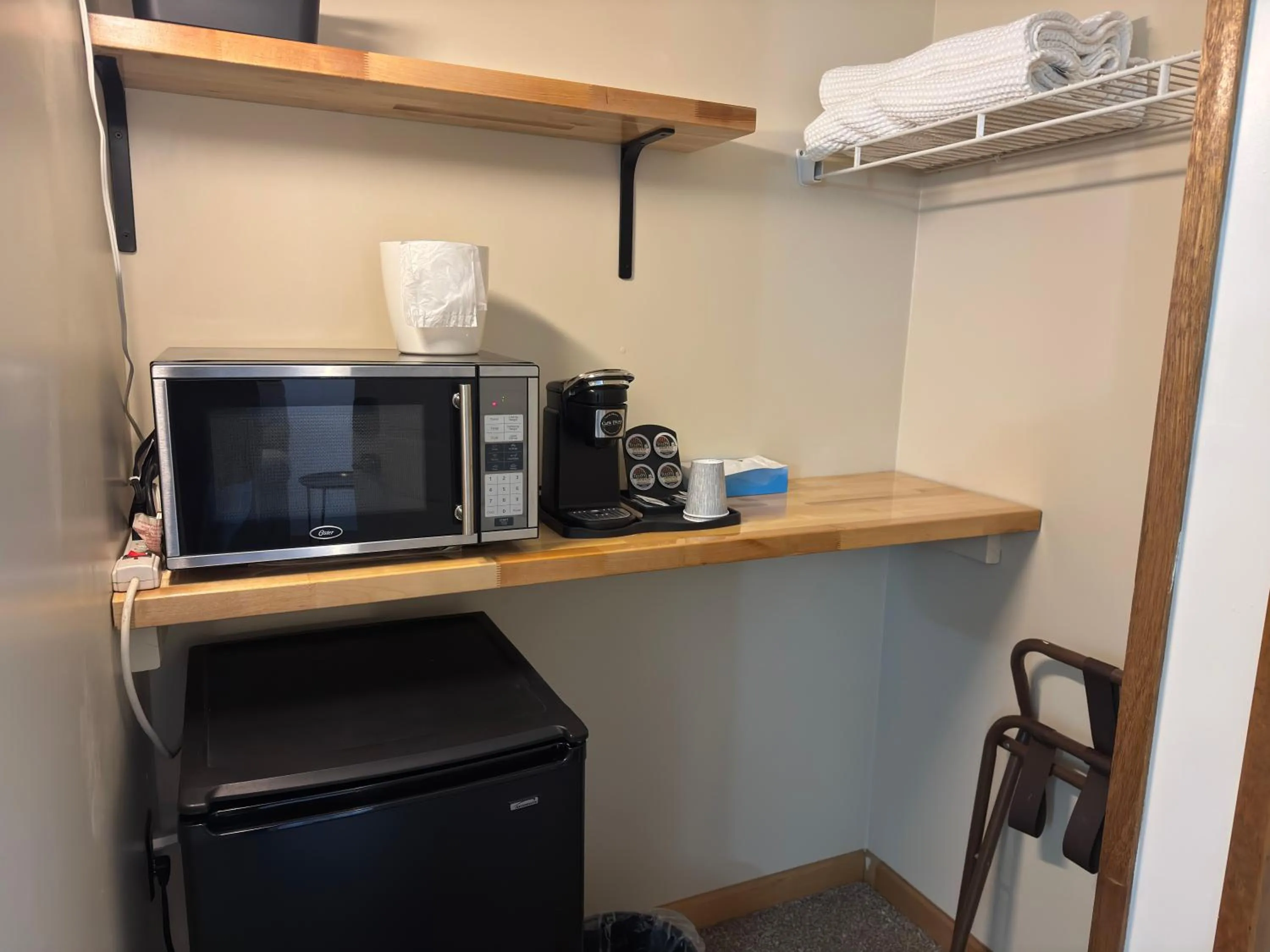 Coffee/tea facilities in Walla Walla Garden Motel