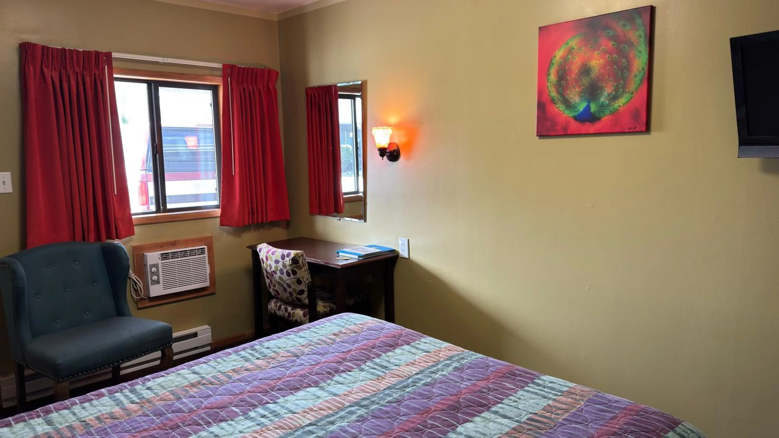 Bed in Walla Walla Garden Motel