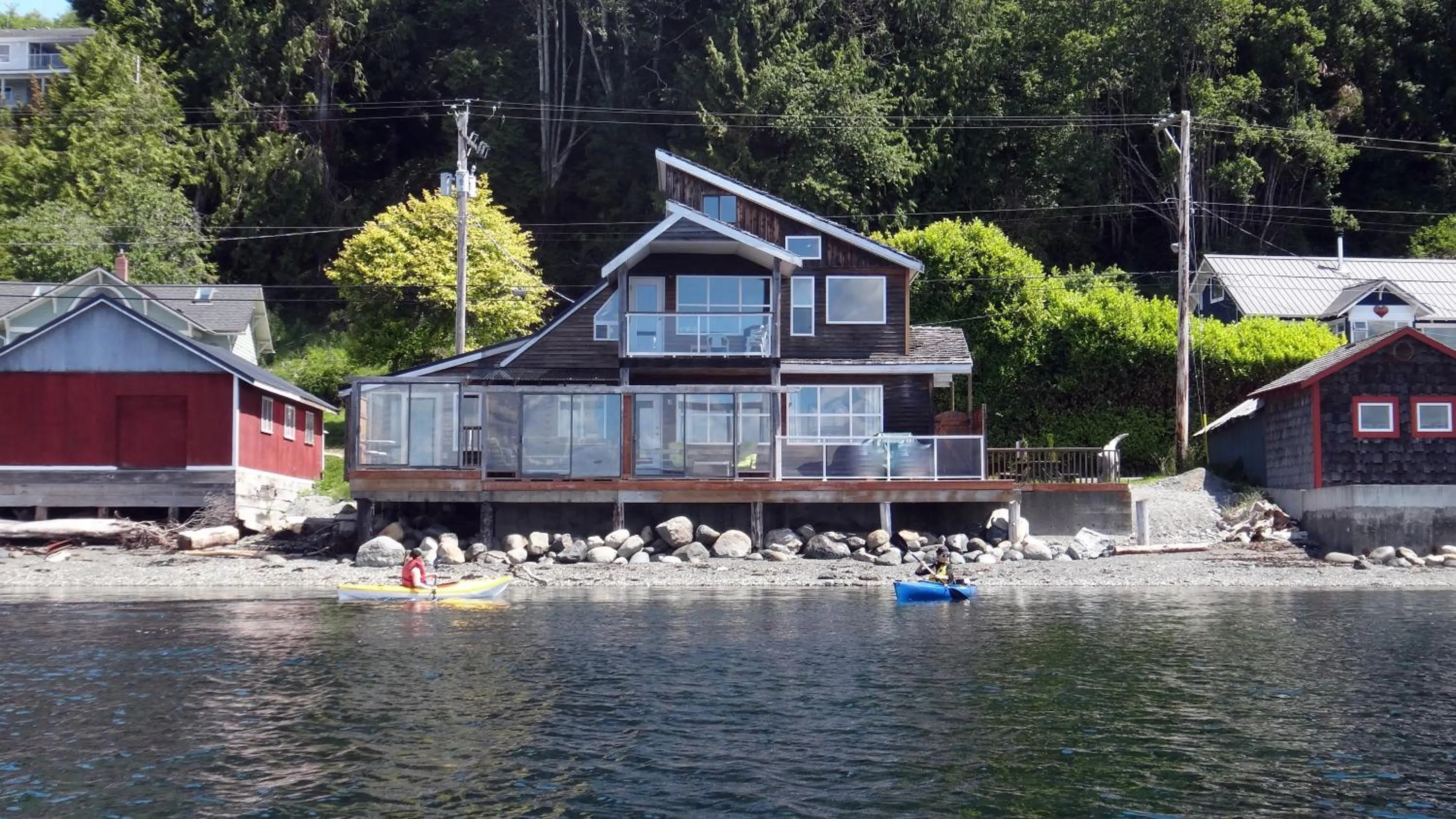 Property building in Orca Lodge