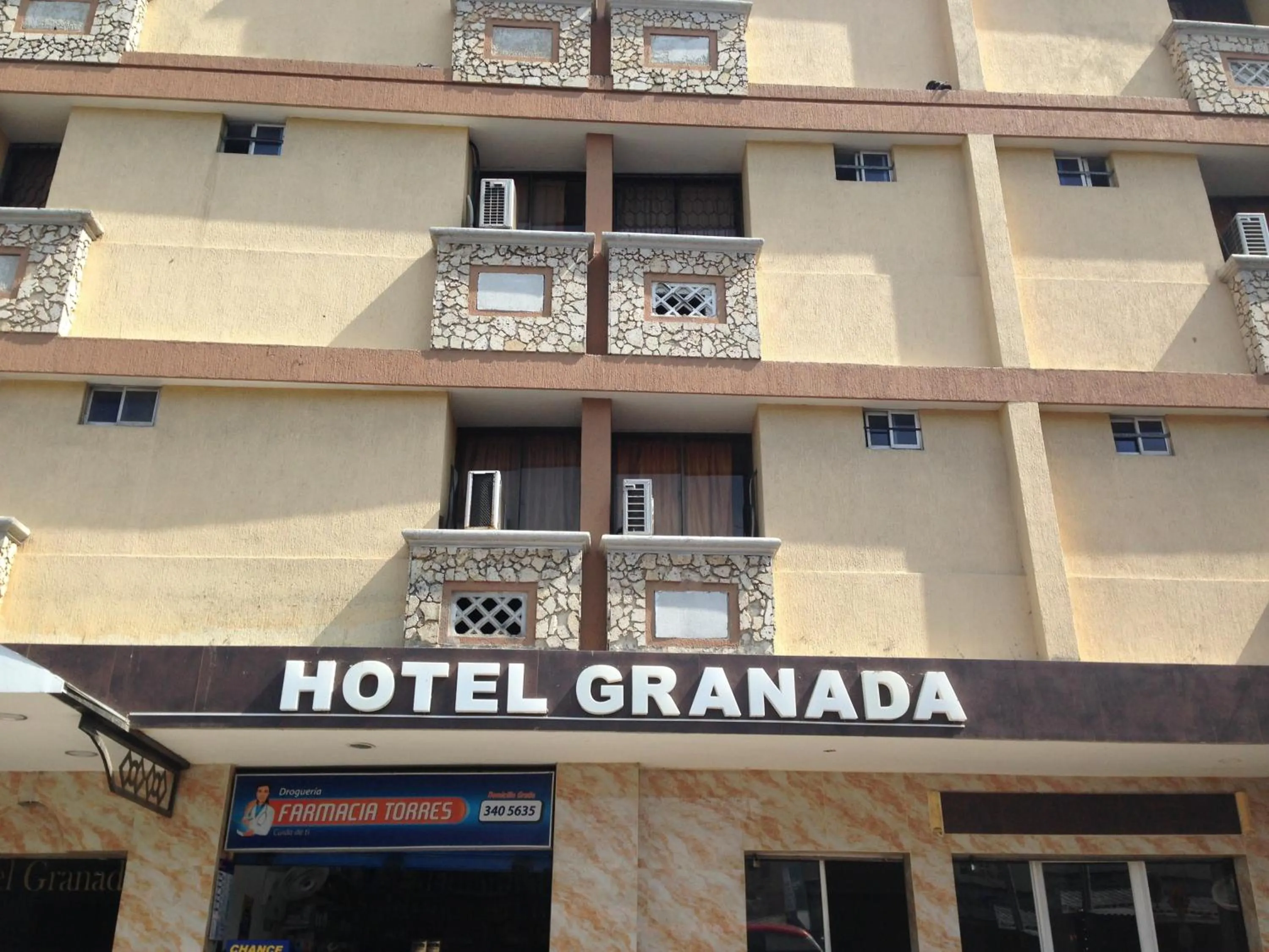 Property building in Hotel Granada Inn