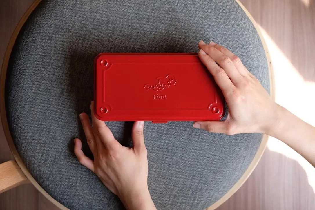 Coffee/tea facilities in Red Dot Hotel