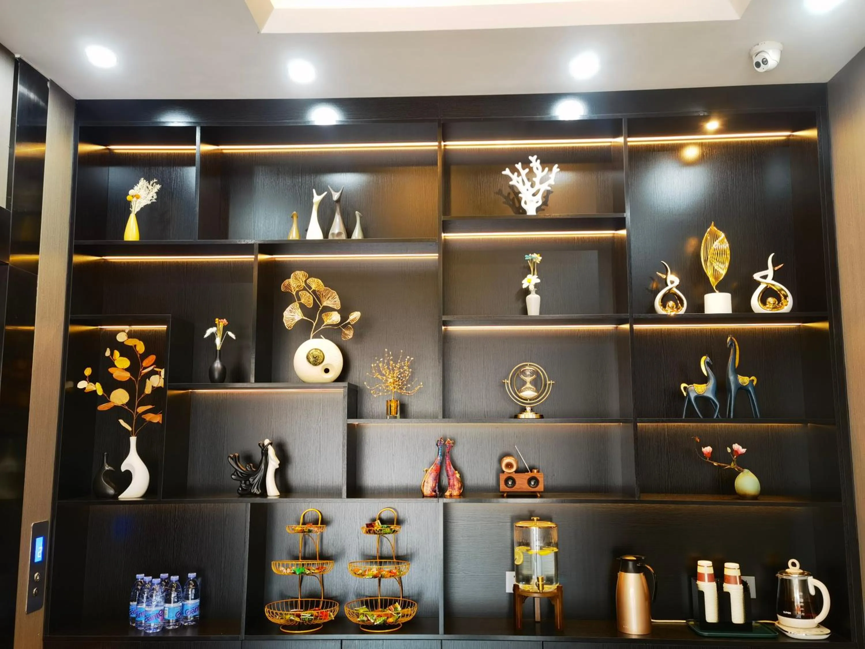 Lobby or reception in Paco Hotel Tianhe Coach Terminal Metro Satation Guangzhou-Free Shuttle Bus for Canton Fair