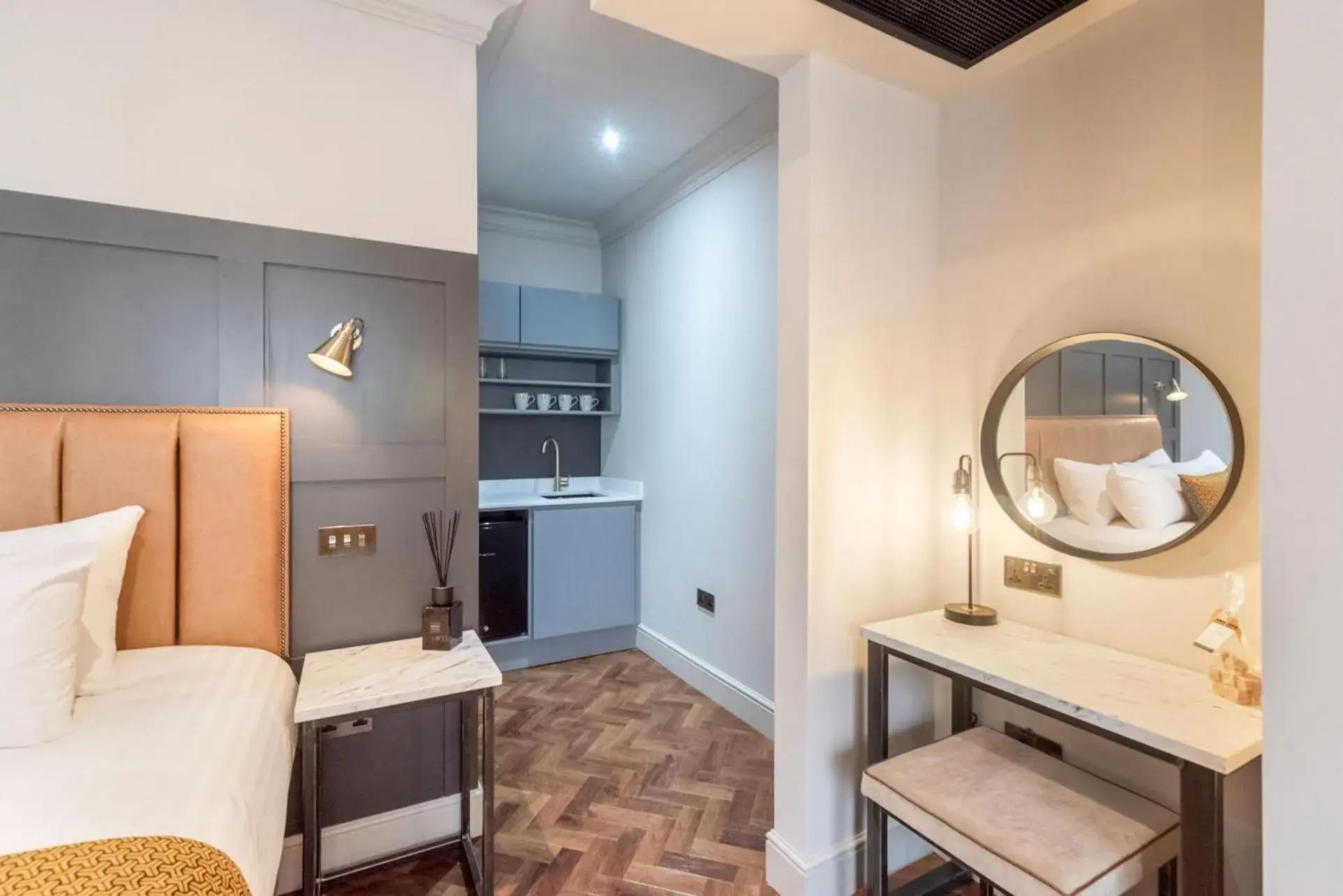 King or Twin Studio in King Street Aparthotel King or Twin Studio in King Street Aparthotel