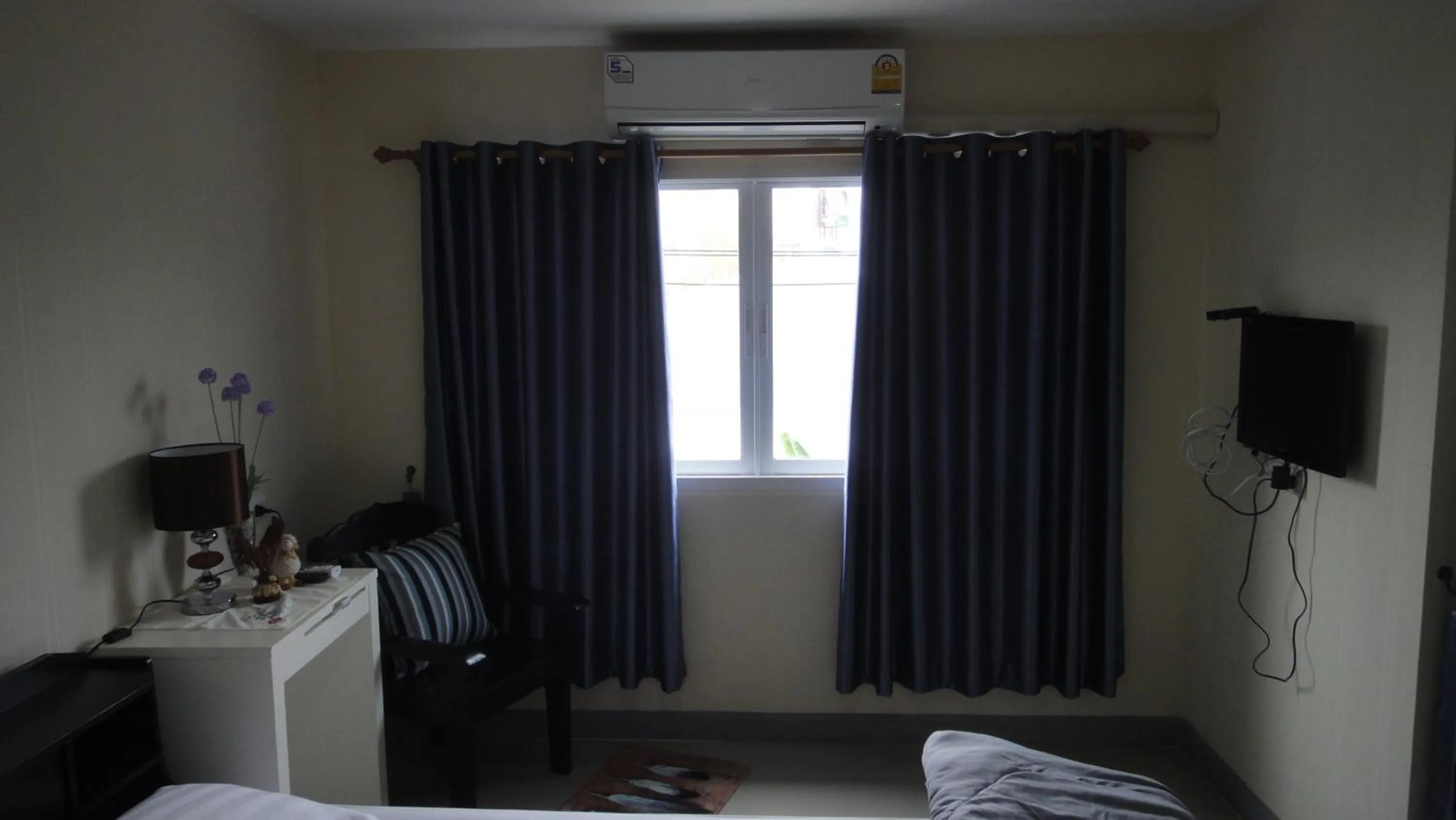 TV/Entertainment Center in Mouroom