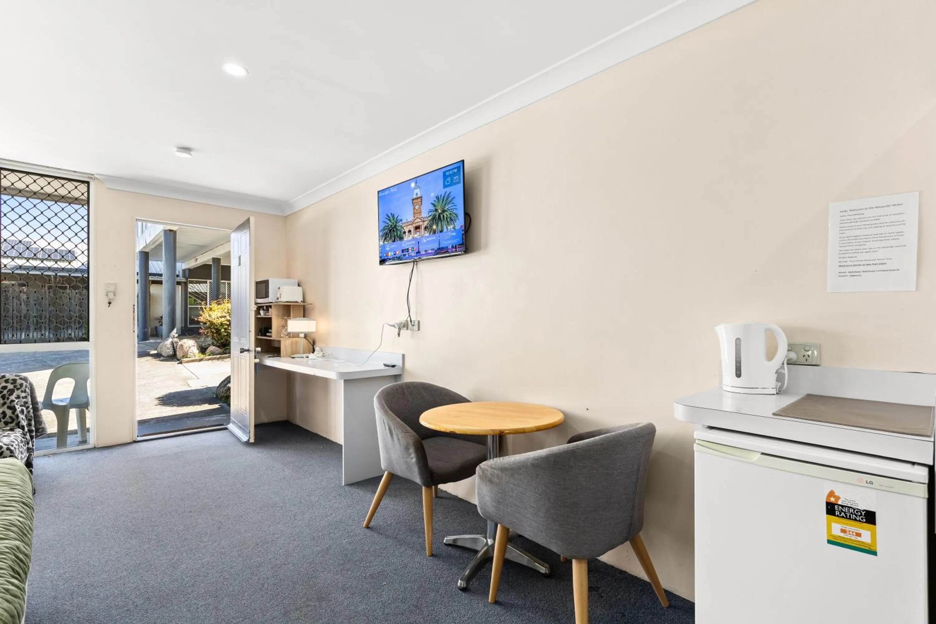 TV and multimedia in Alexander Motel