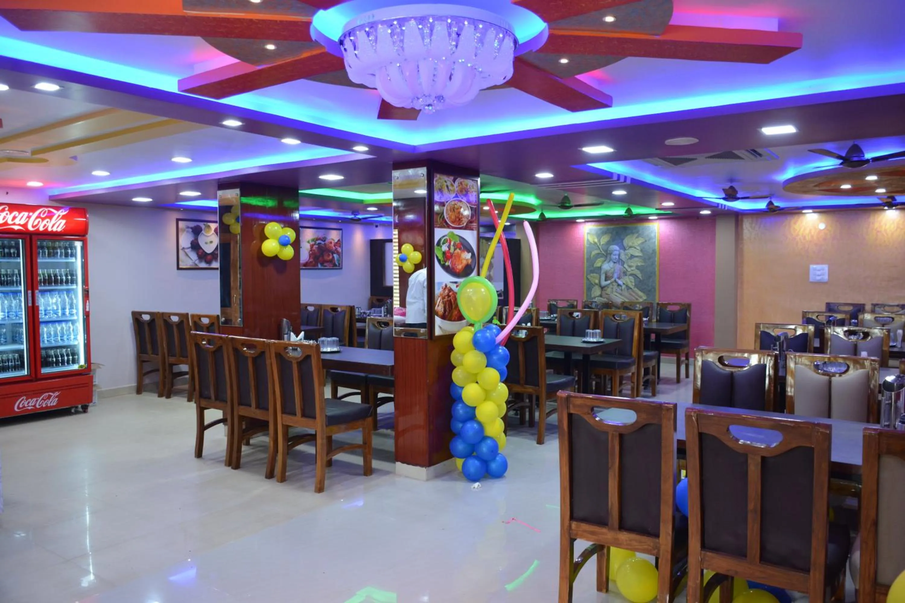 Restaurant/places to eat in Ushasree Residency