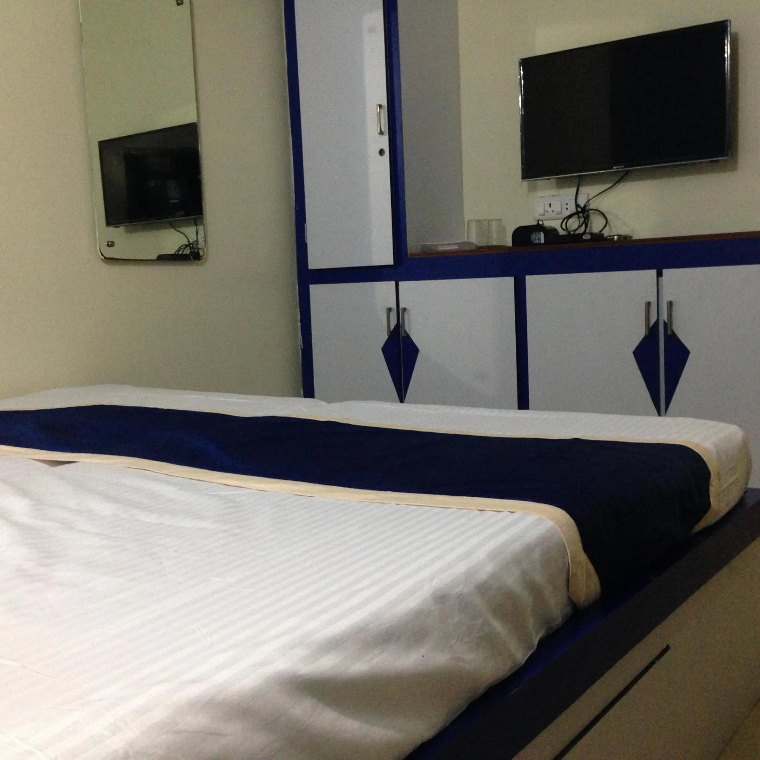 TV and multimedia in Ushasree Residency