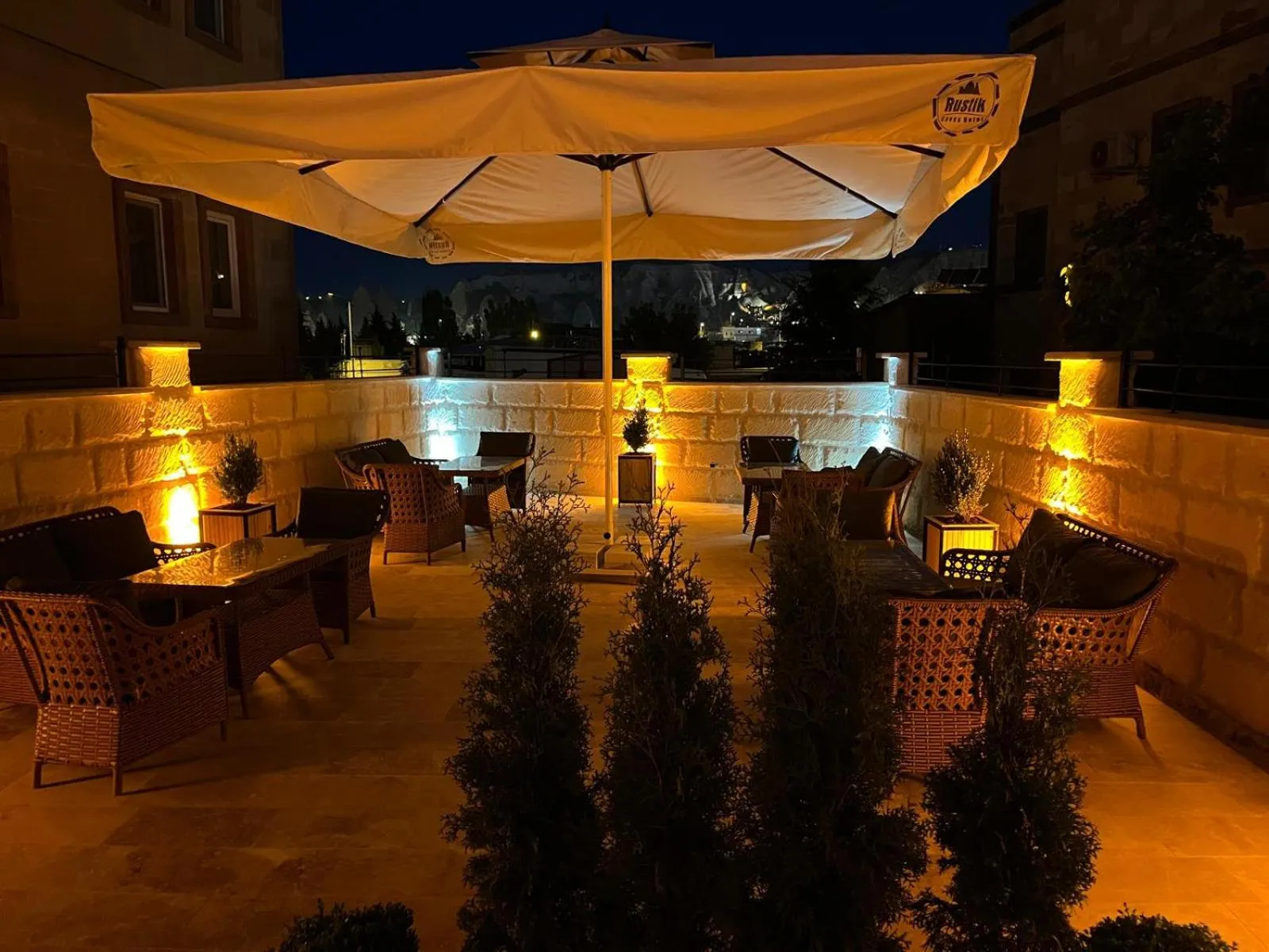 Night in Rustic Caves