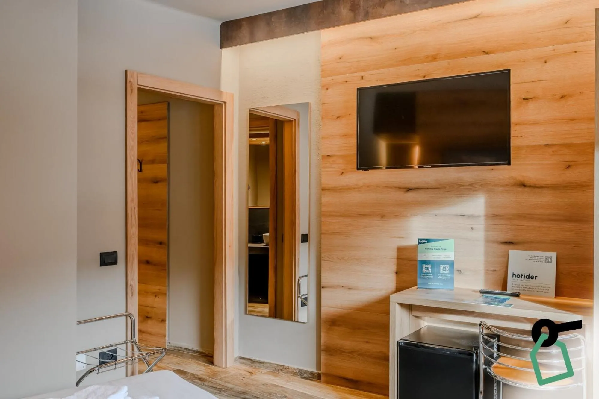 TV and multimedia in Hotiday Sauze Torre