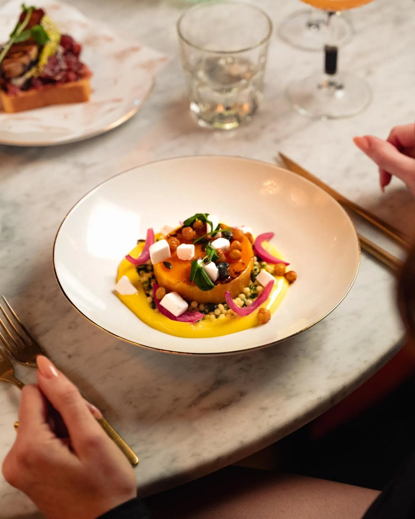 Restaurant/places to eat in Van der Valk TheaterHotel De Oranjerie