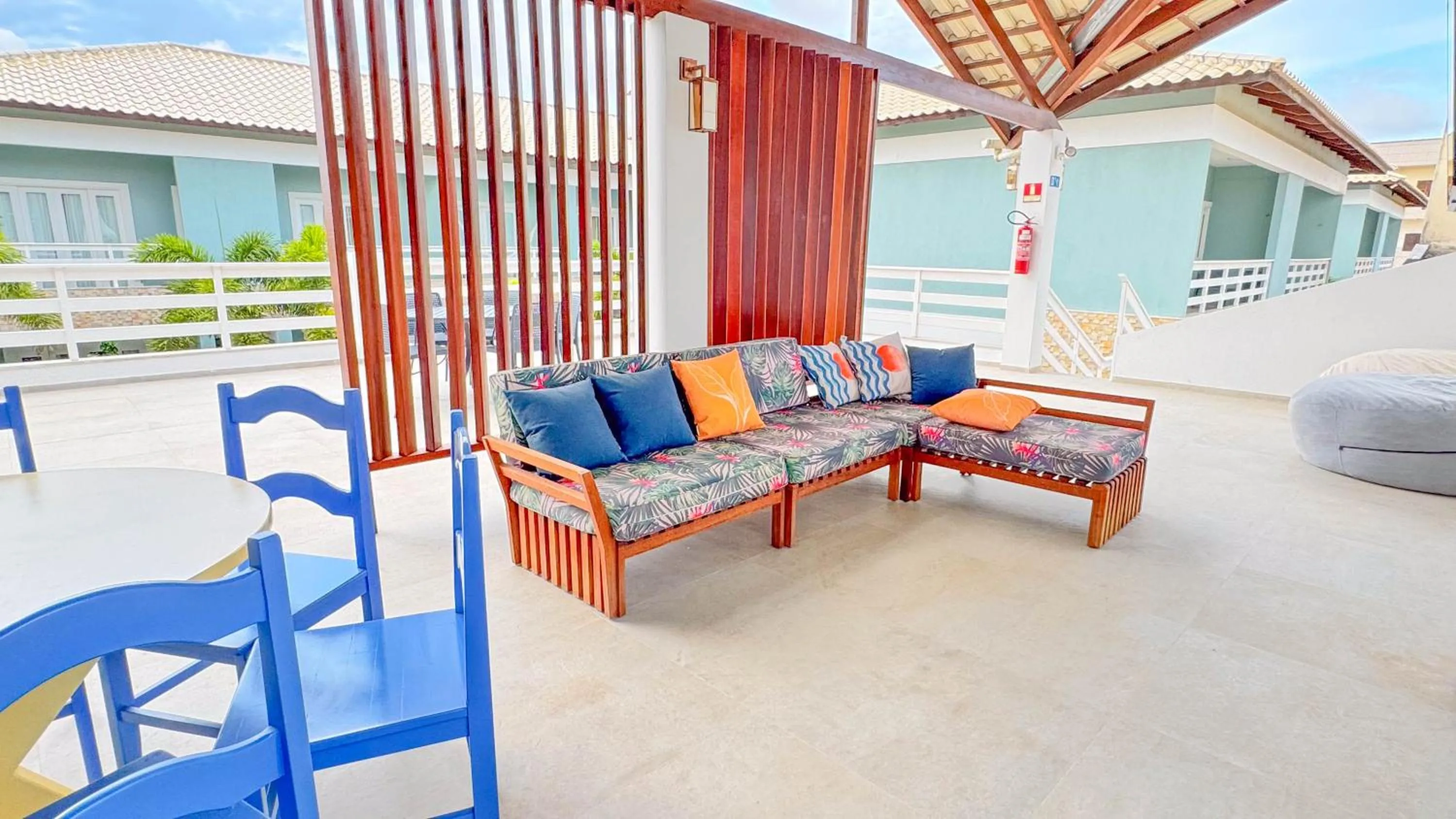 Communal lounge/ TV room in Pousada Diane