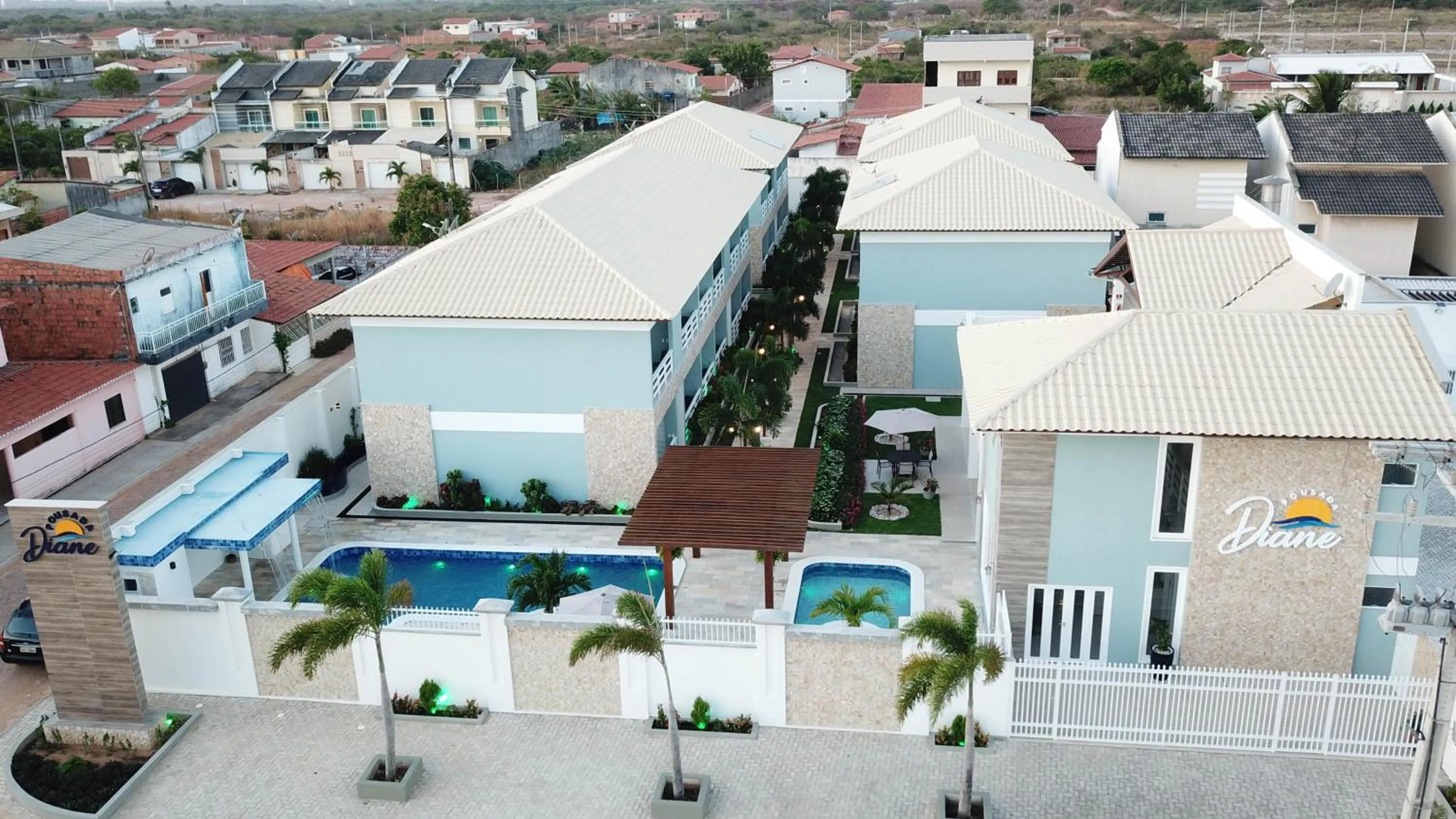 Property building in Pousada Diane