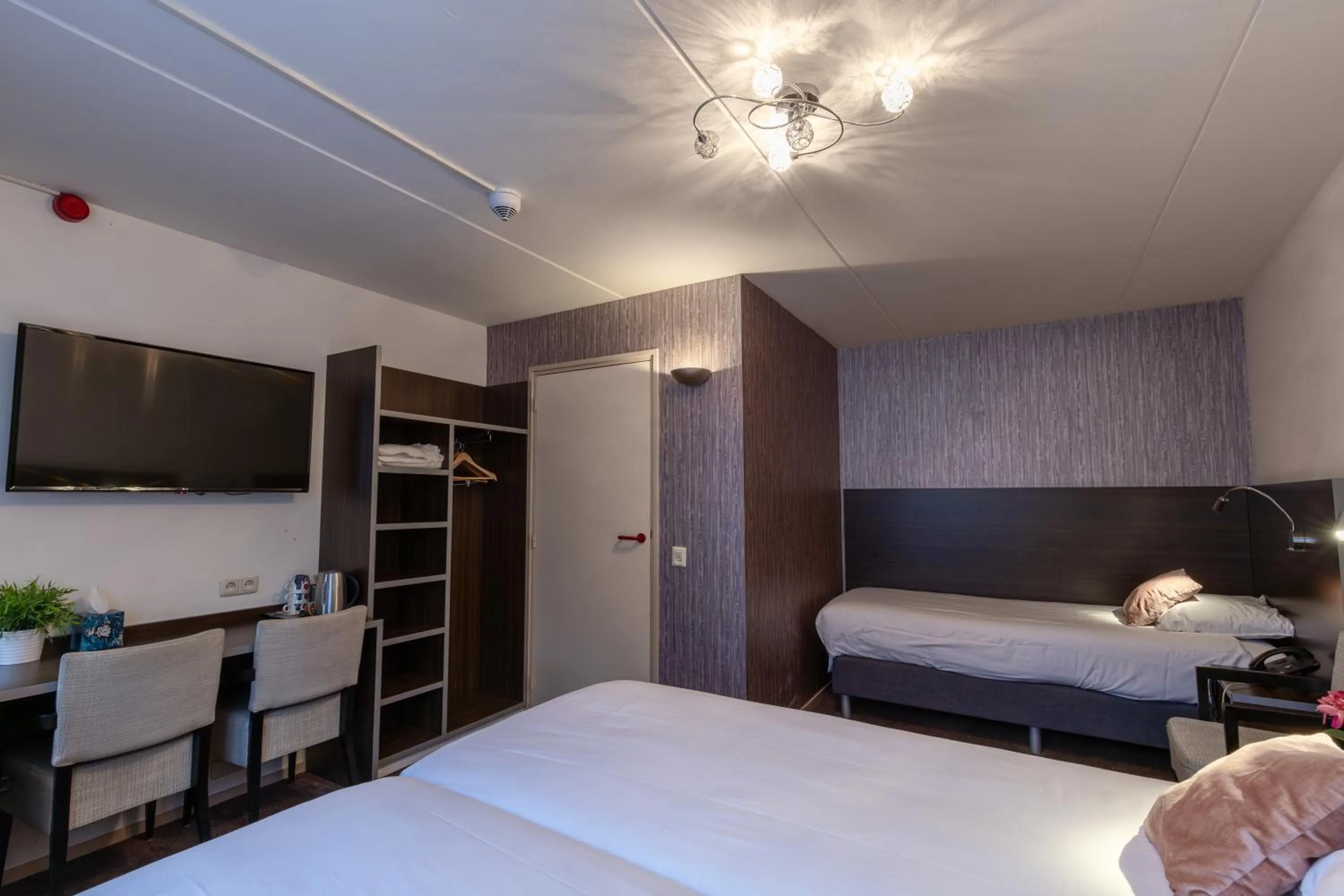 Bedroom, Bed in Hotel de Magneet