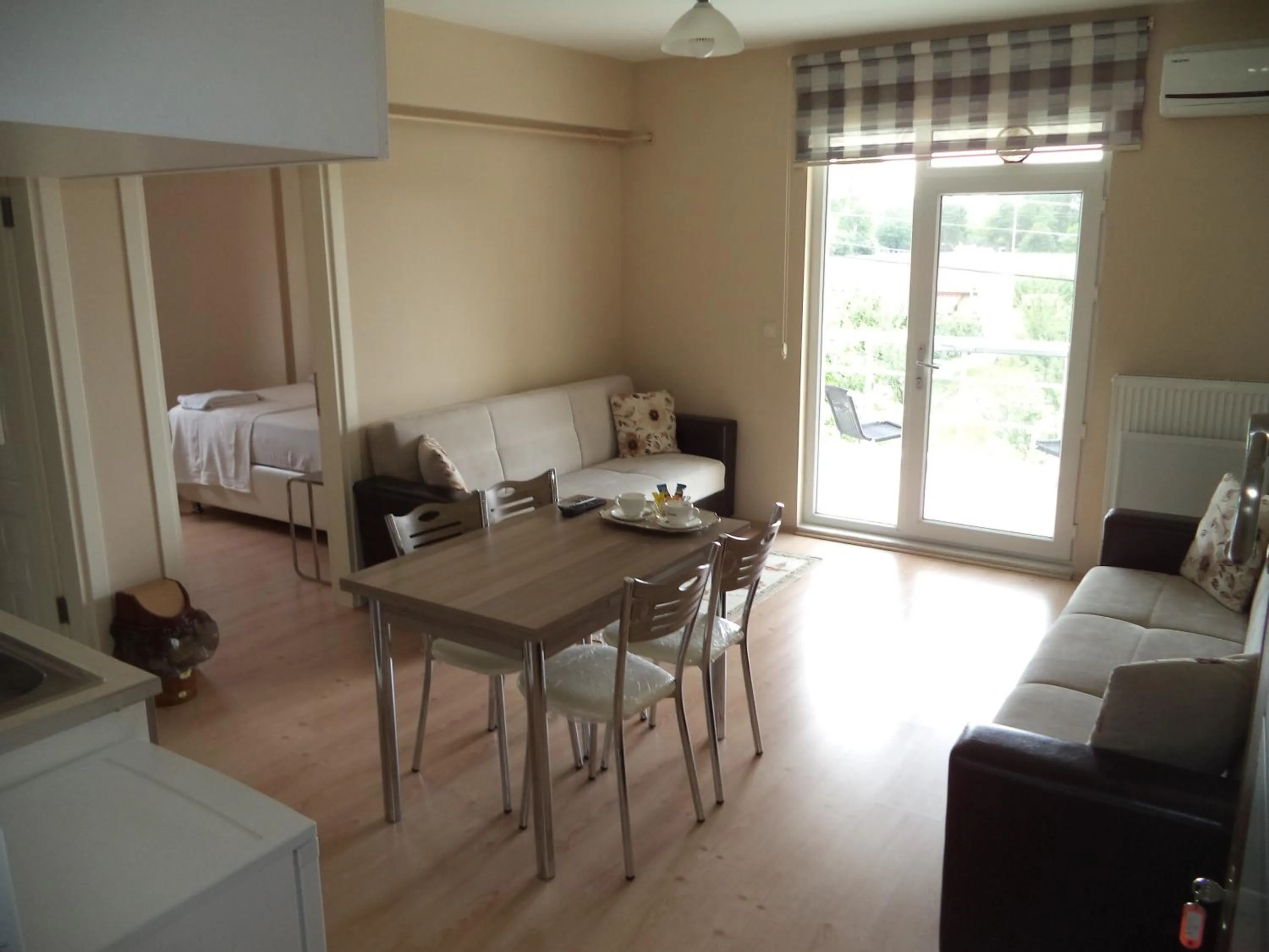 Day, Bed in Karaagac Green Edirne