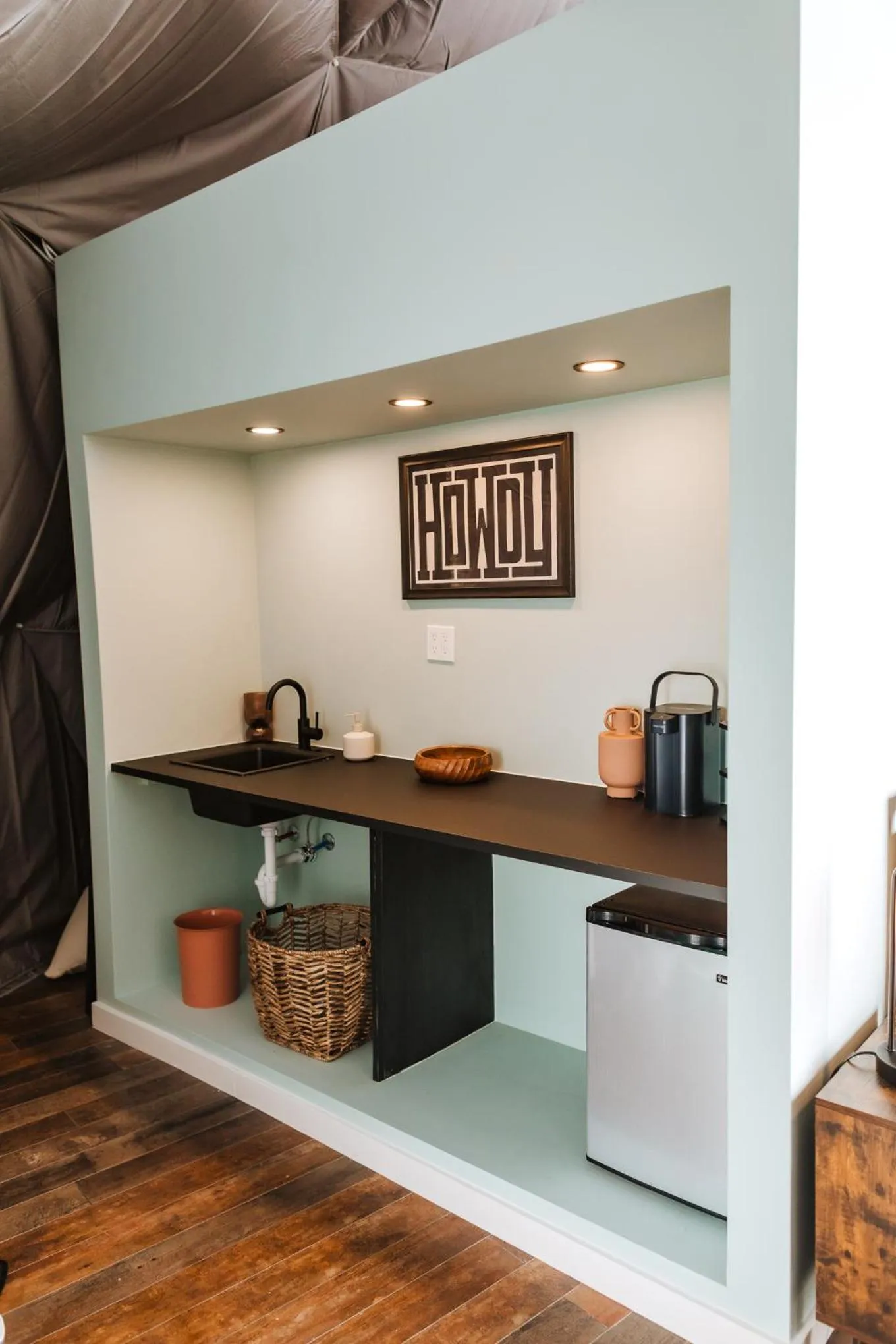 Kitchen or kitchenette in Tammah Jackson Hole