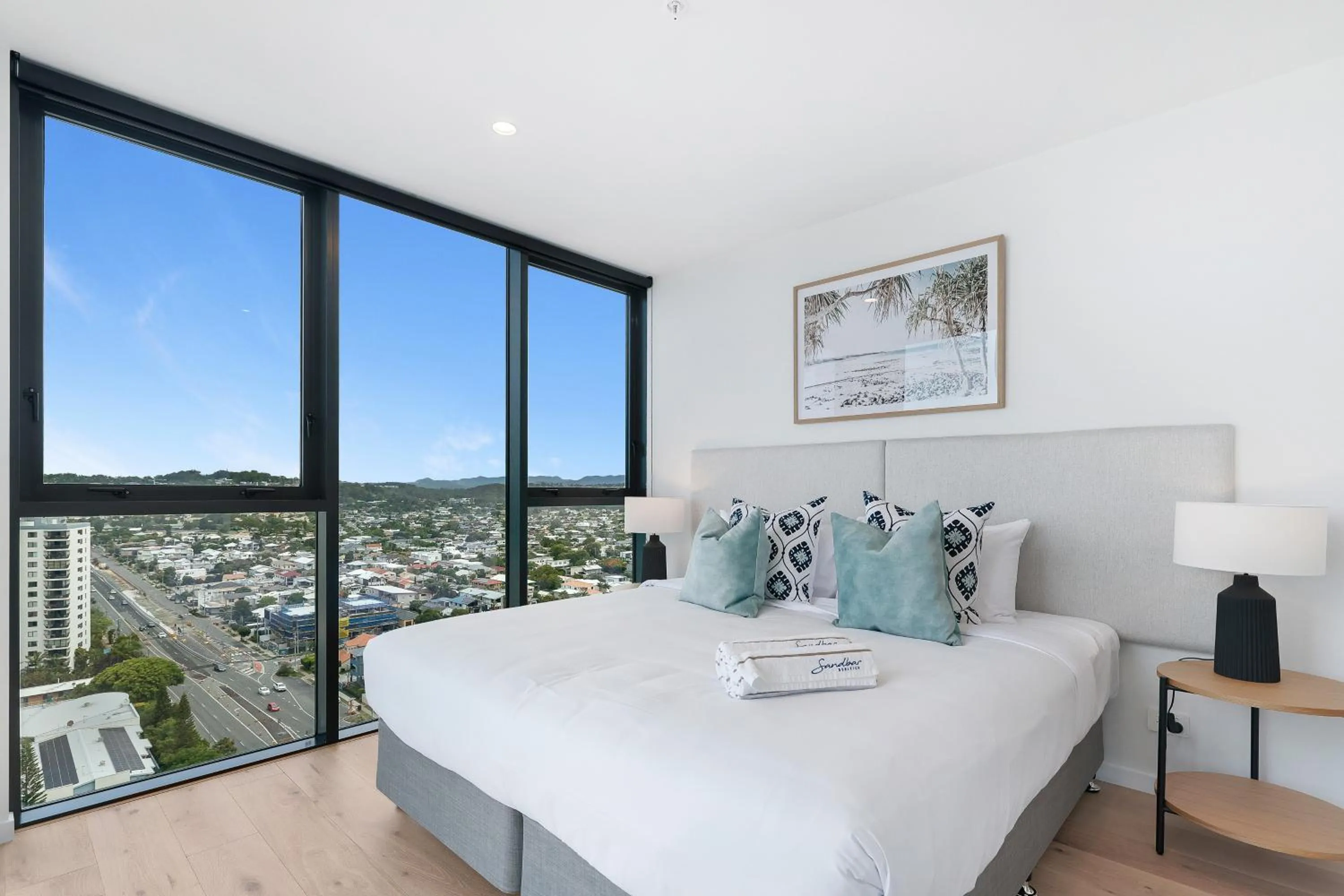 Bed in Sandbar Burleigh - Official