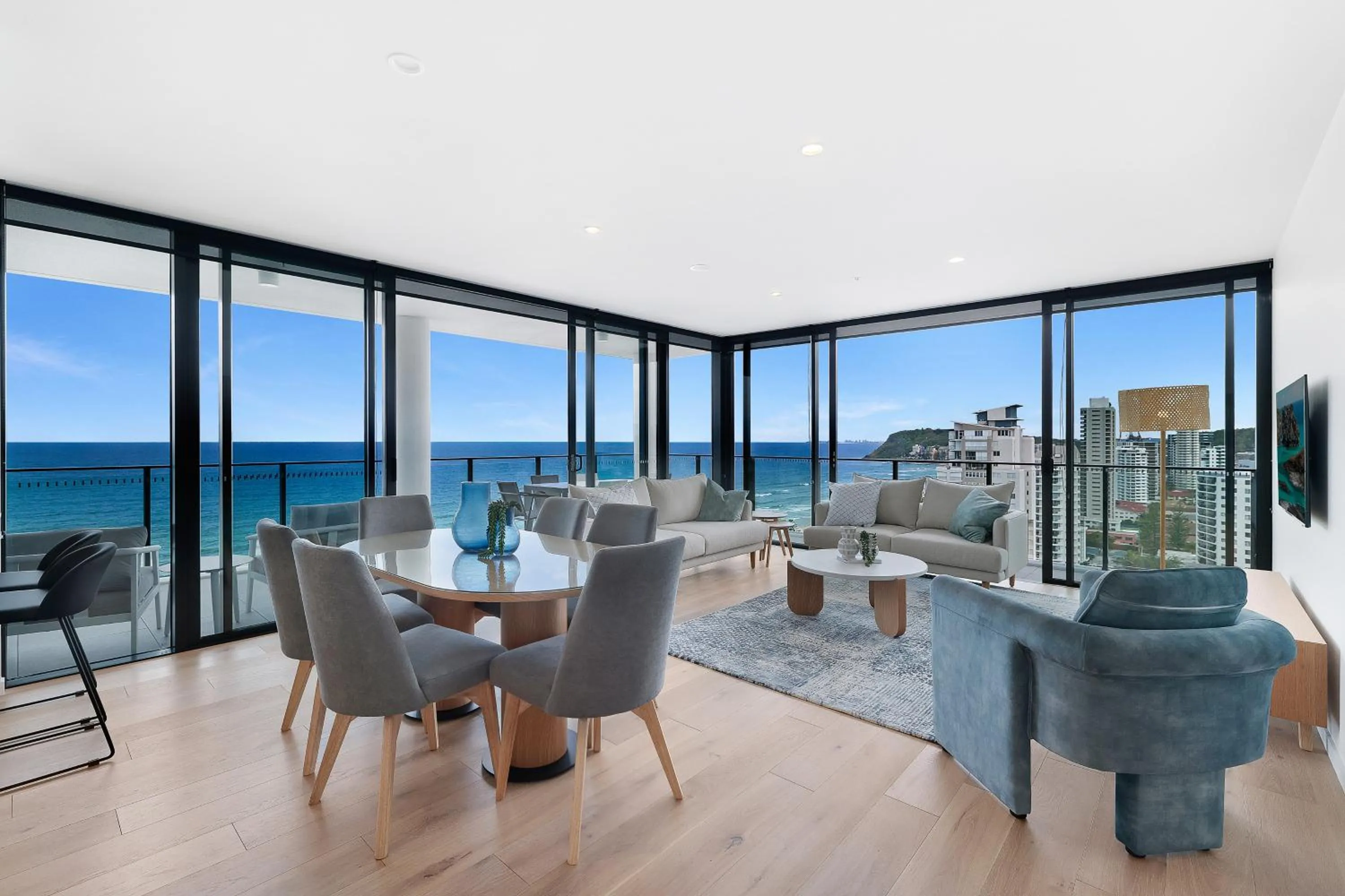 Living room in Sandbar Burleigh - Official