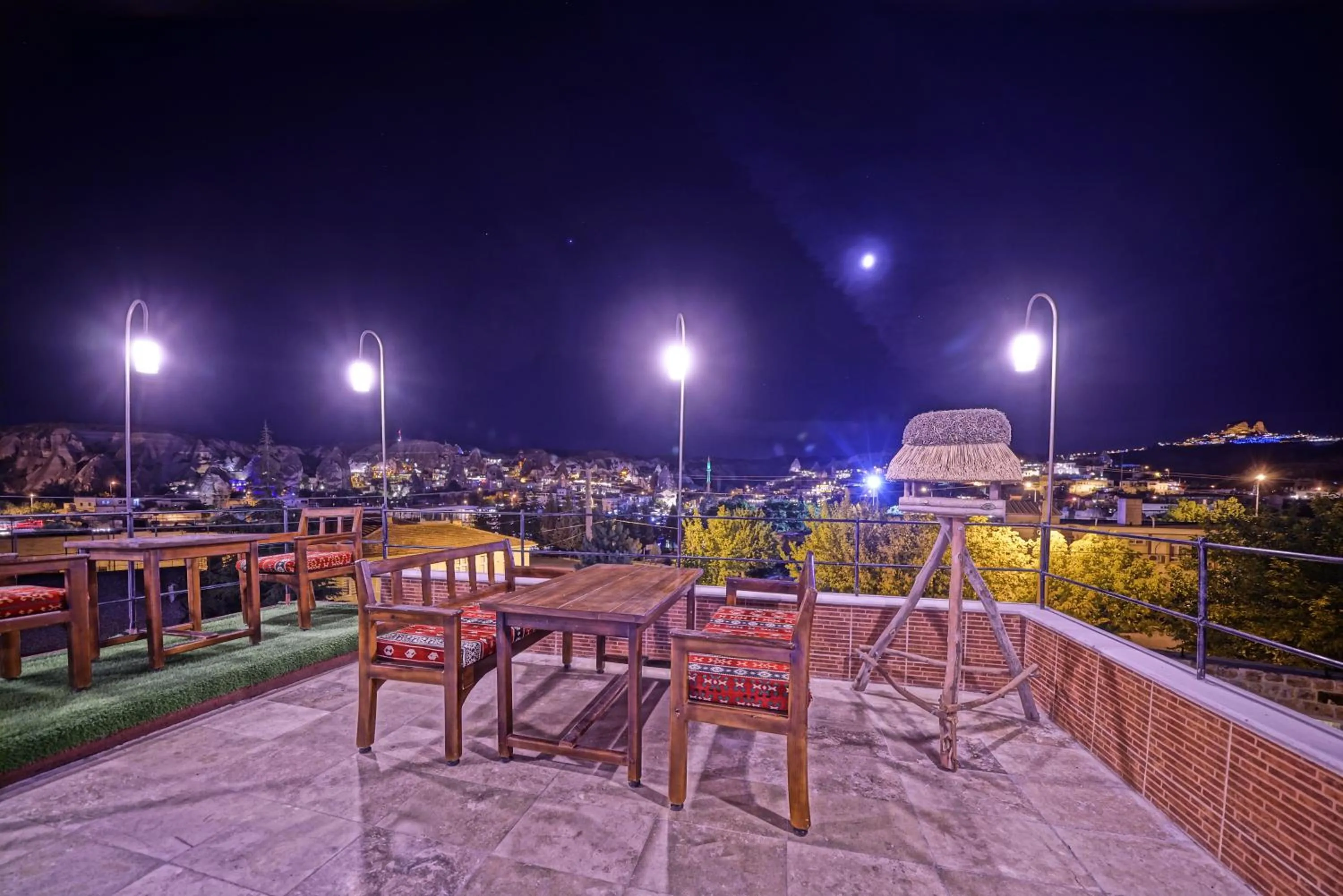 Restaurant/places to eat in Cappa Cave Hotel