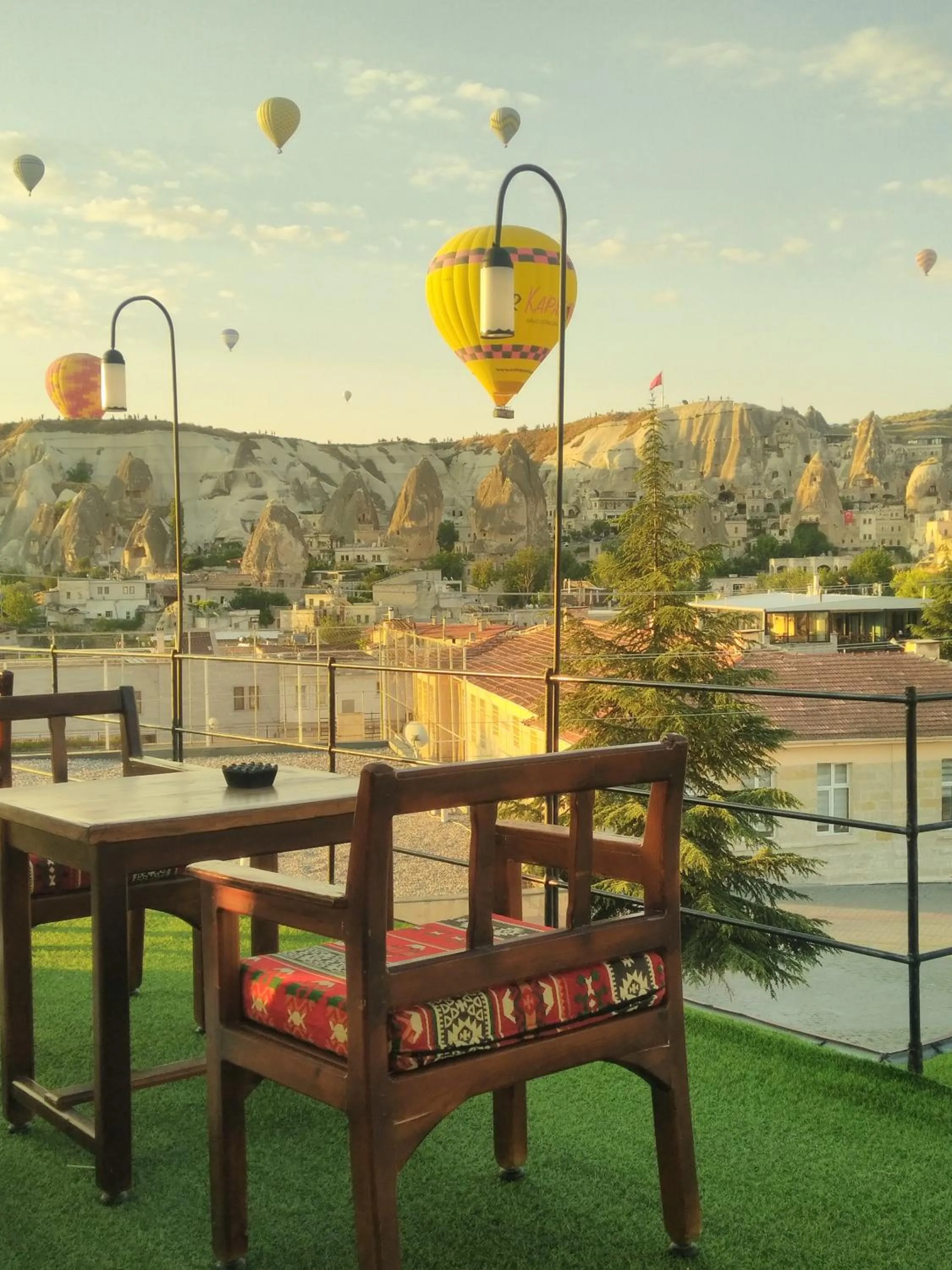 Restaurant/places to eat in Cappa Cave Hotel