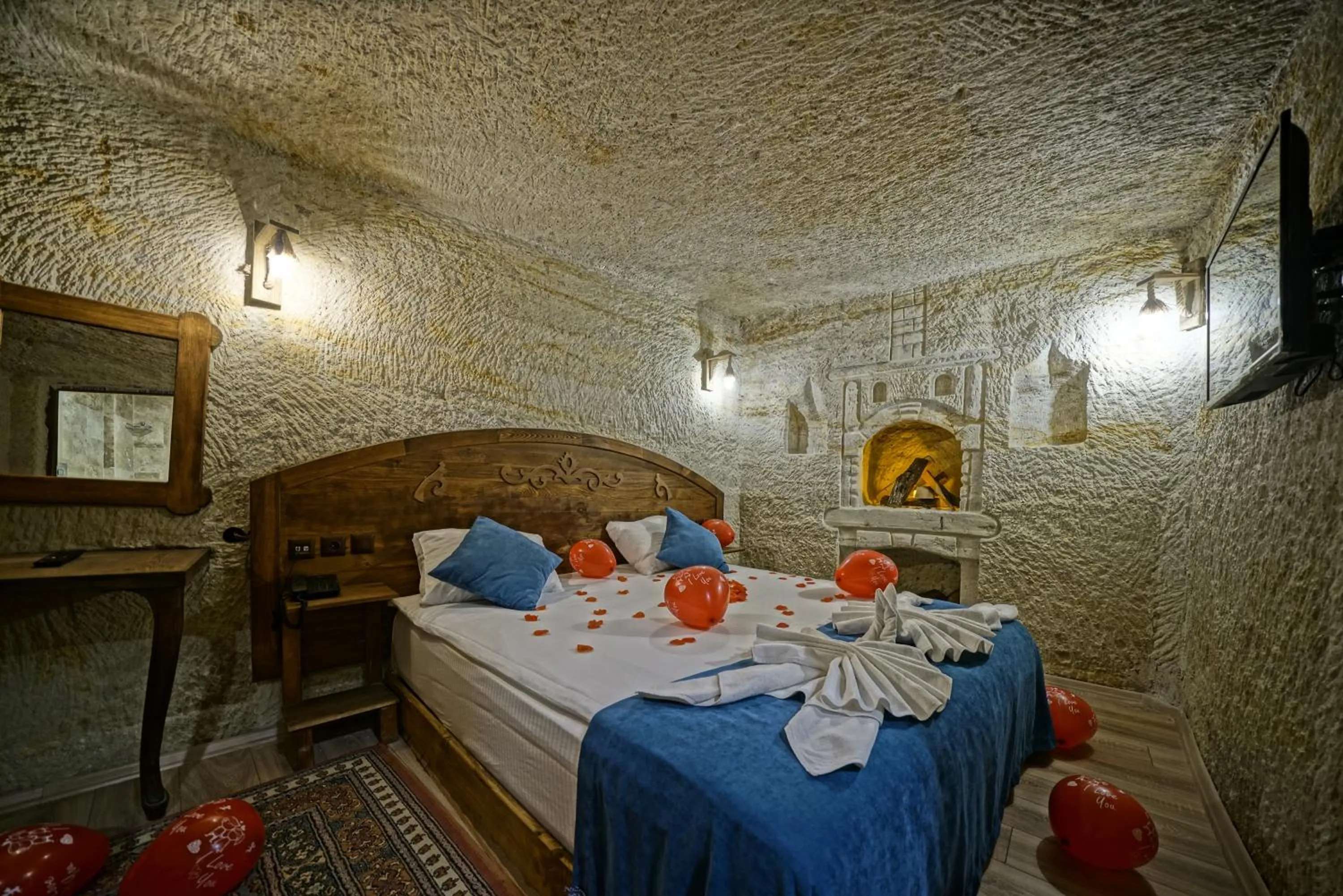 Bed in Cappa Cave Hotel
