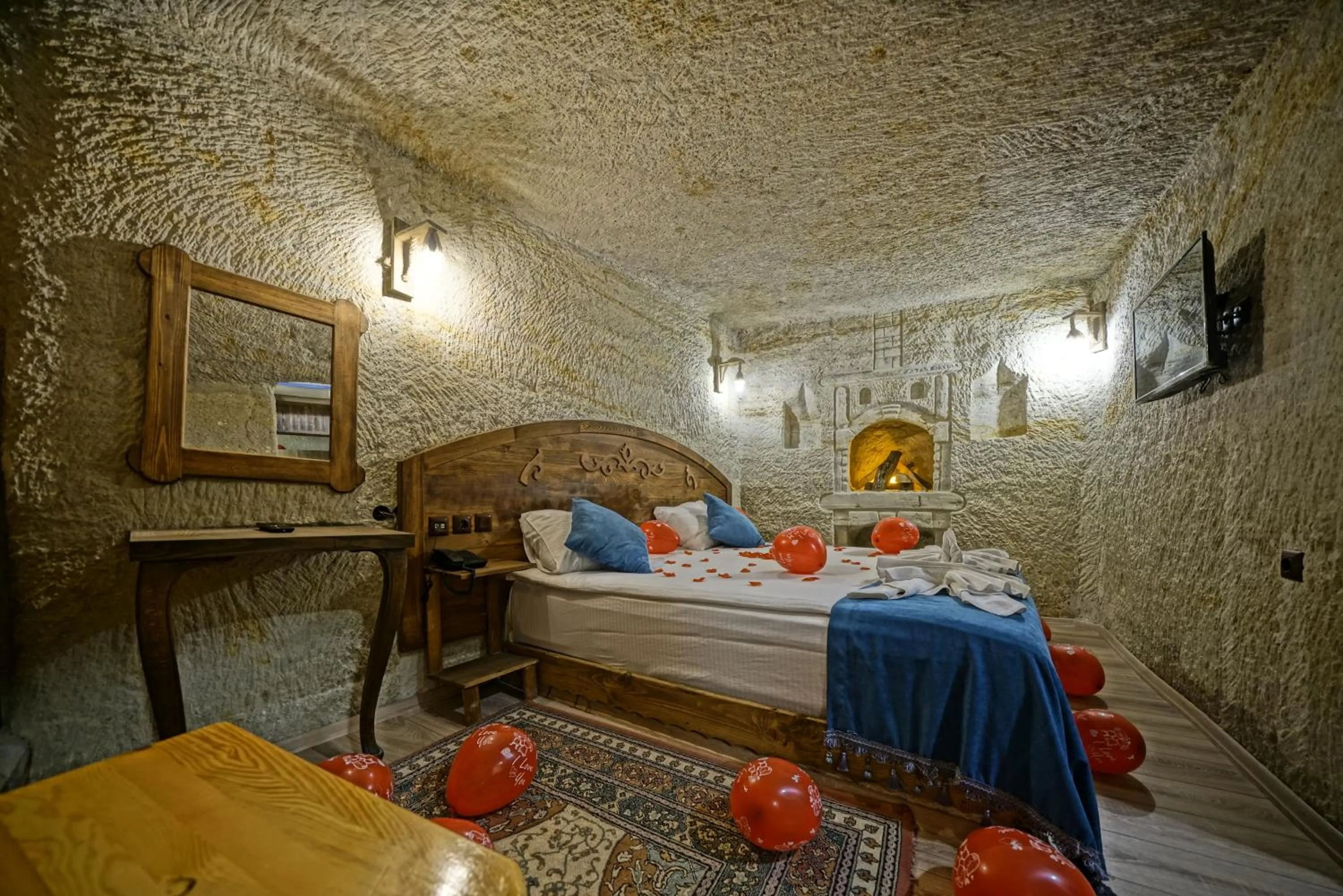 Bed in Cappa Cave Hotel