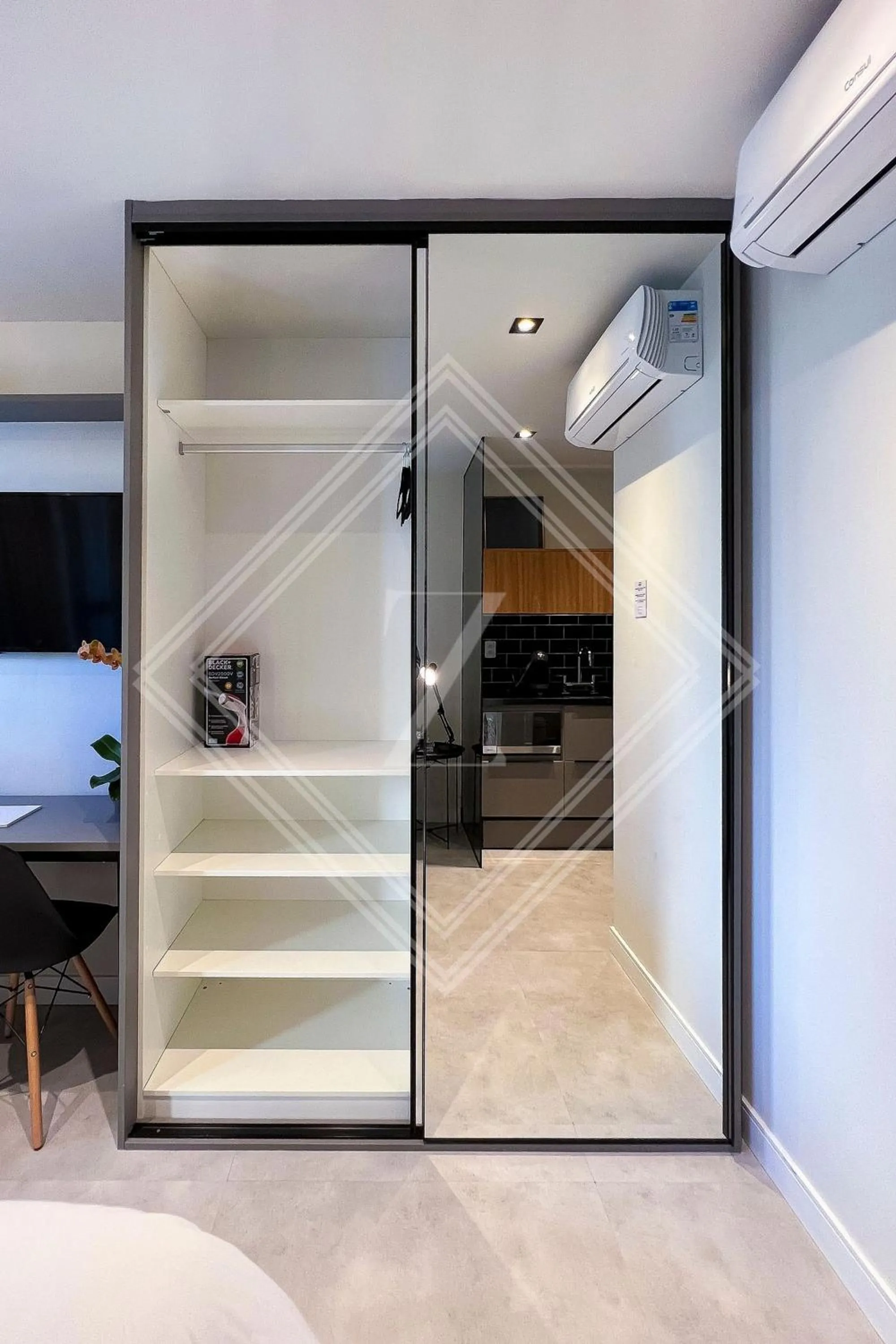 Photo of the whole room in Zainalofts7Moema ao lado metro, Ibira, CASV 615