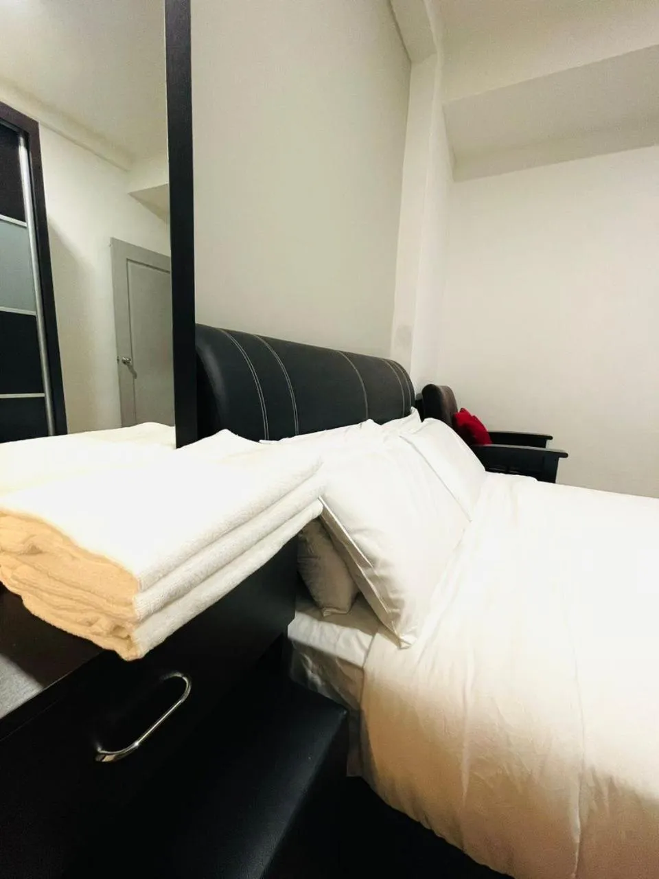 Bedroom, Bed in Hotel O Hi-homestay