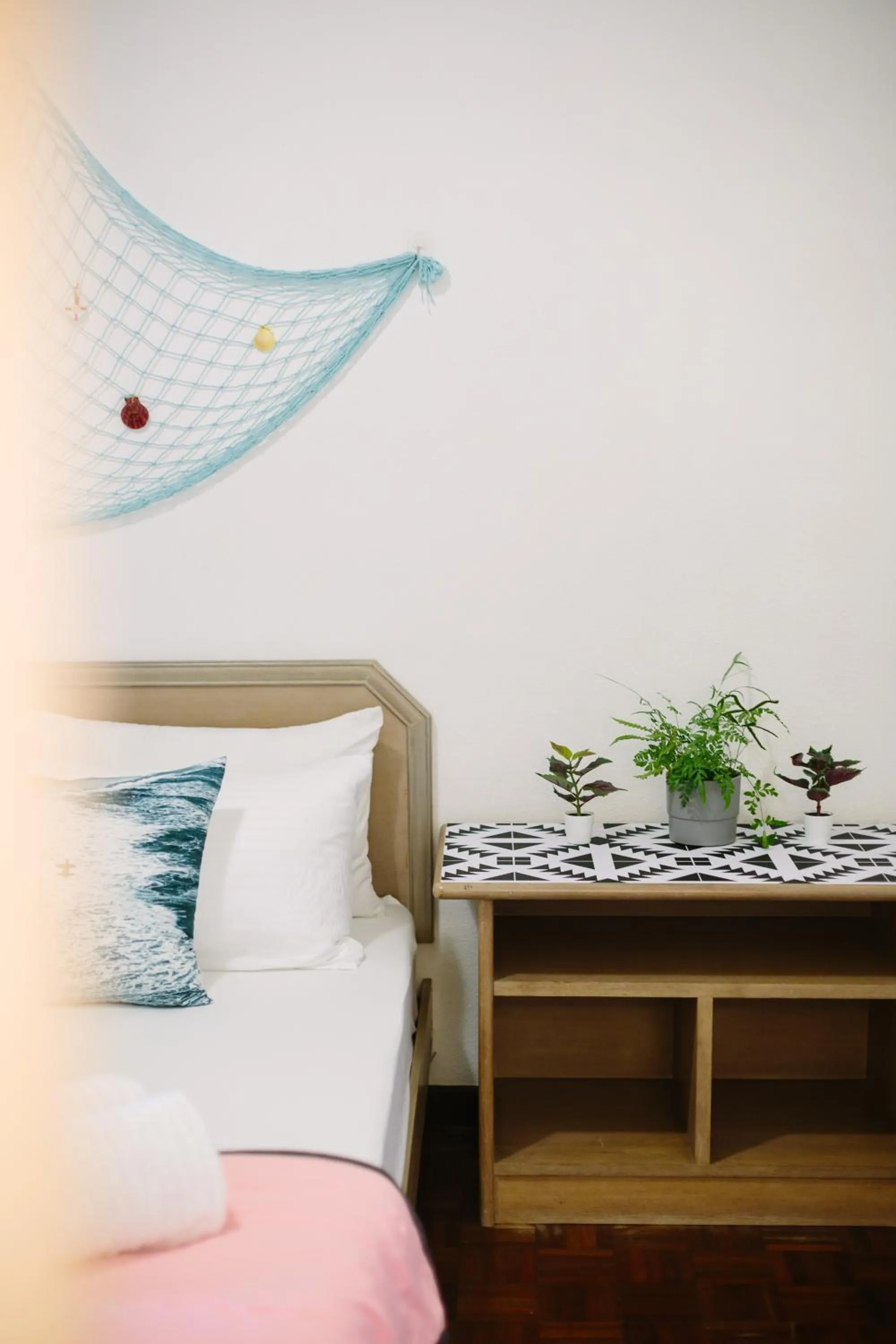 Bed in EE's Seaside House - Homestay 3 min walk to beach