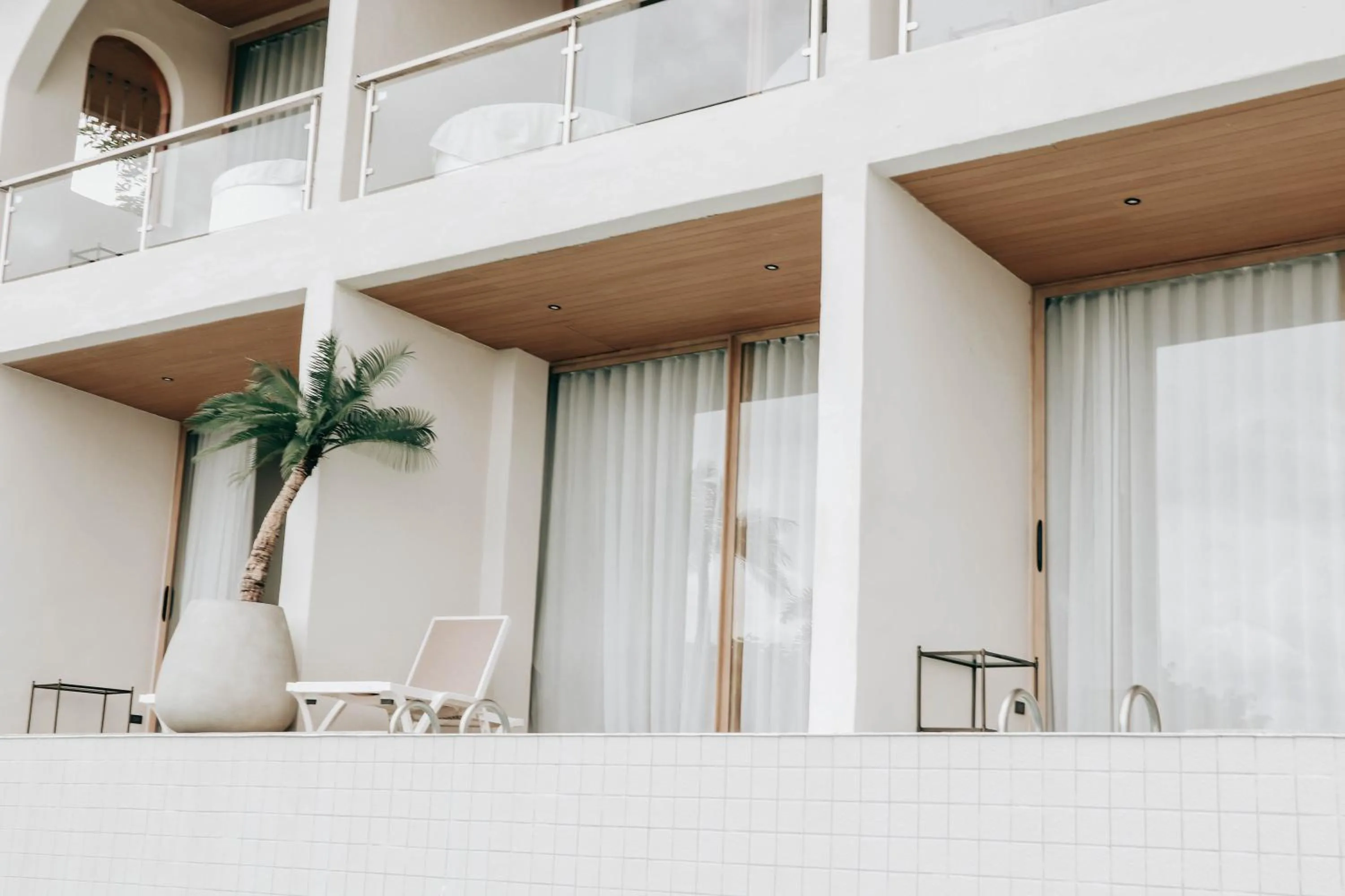 Property building in Le La Lake Resort and Spa