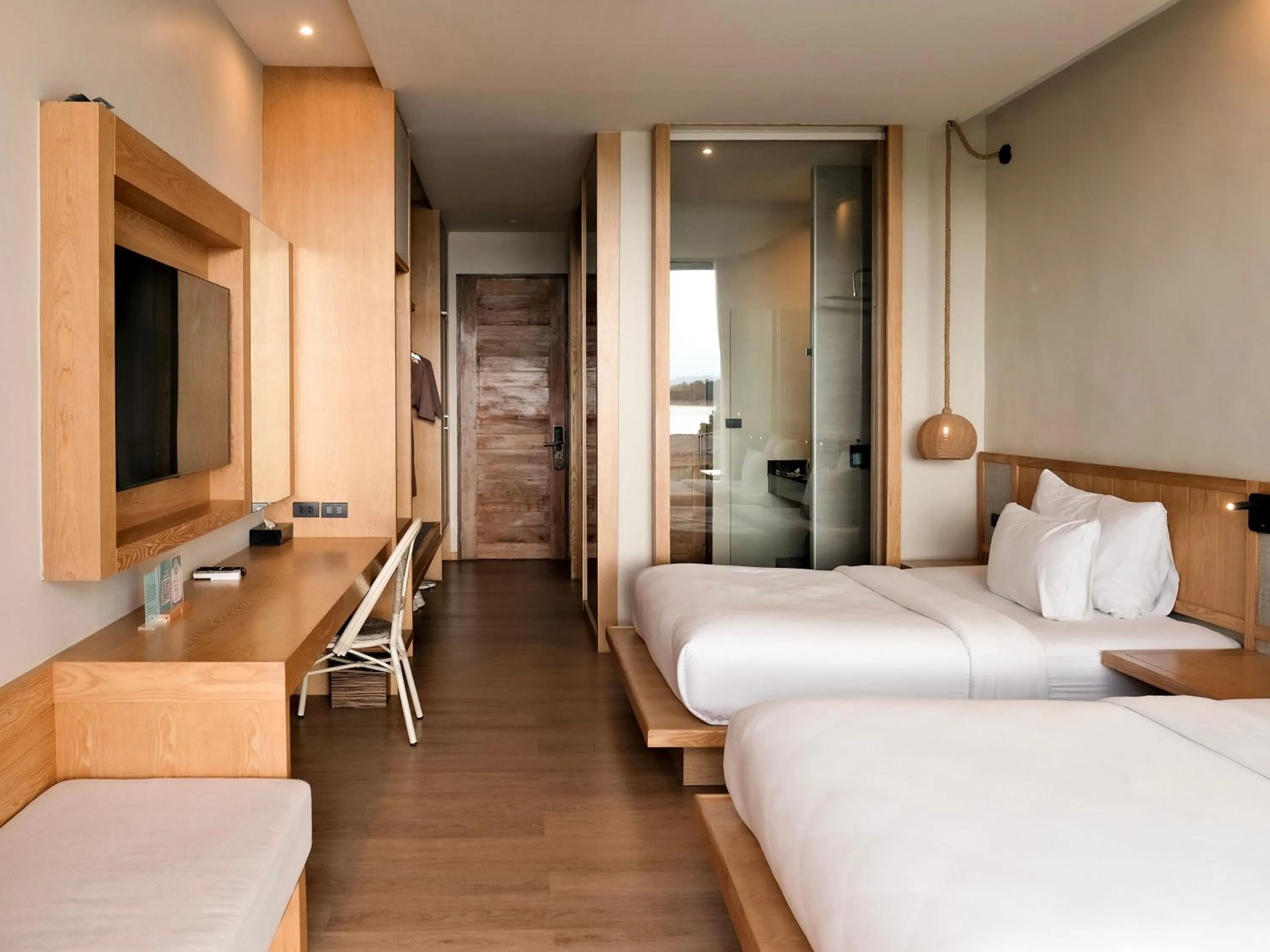 Photo of the whole room, Bed in Le La Lake Resort and Spa