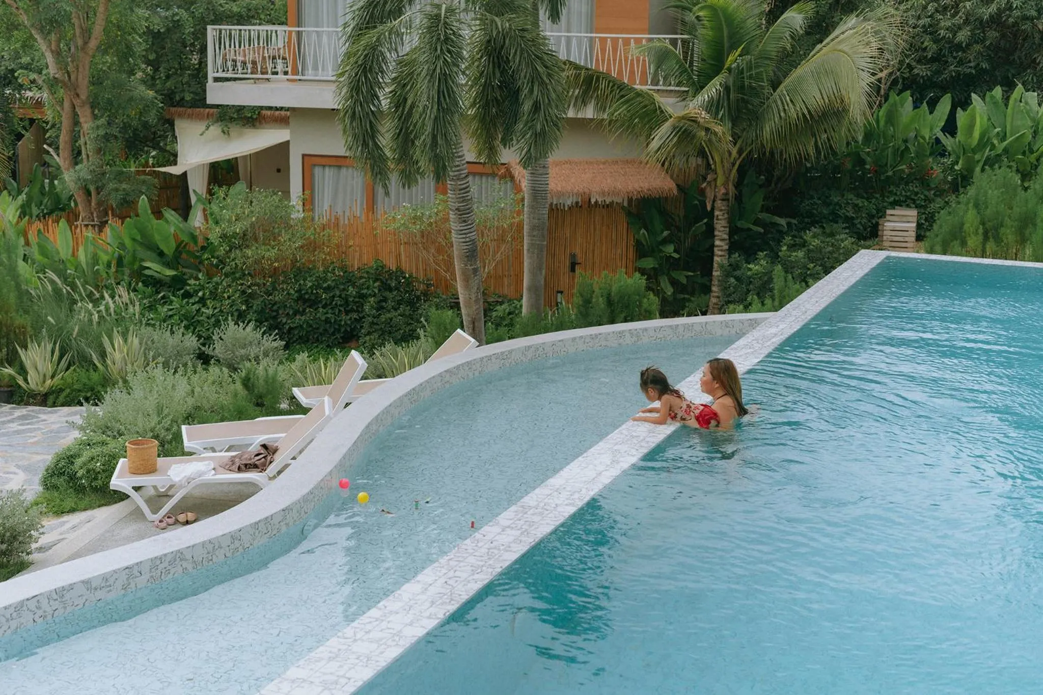 Pool view in Le La Lake Resort and Spa