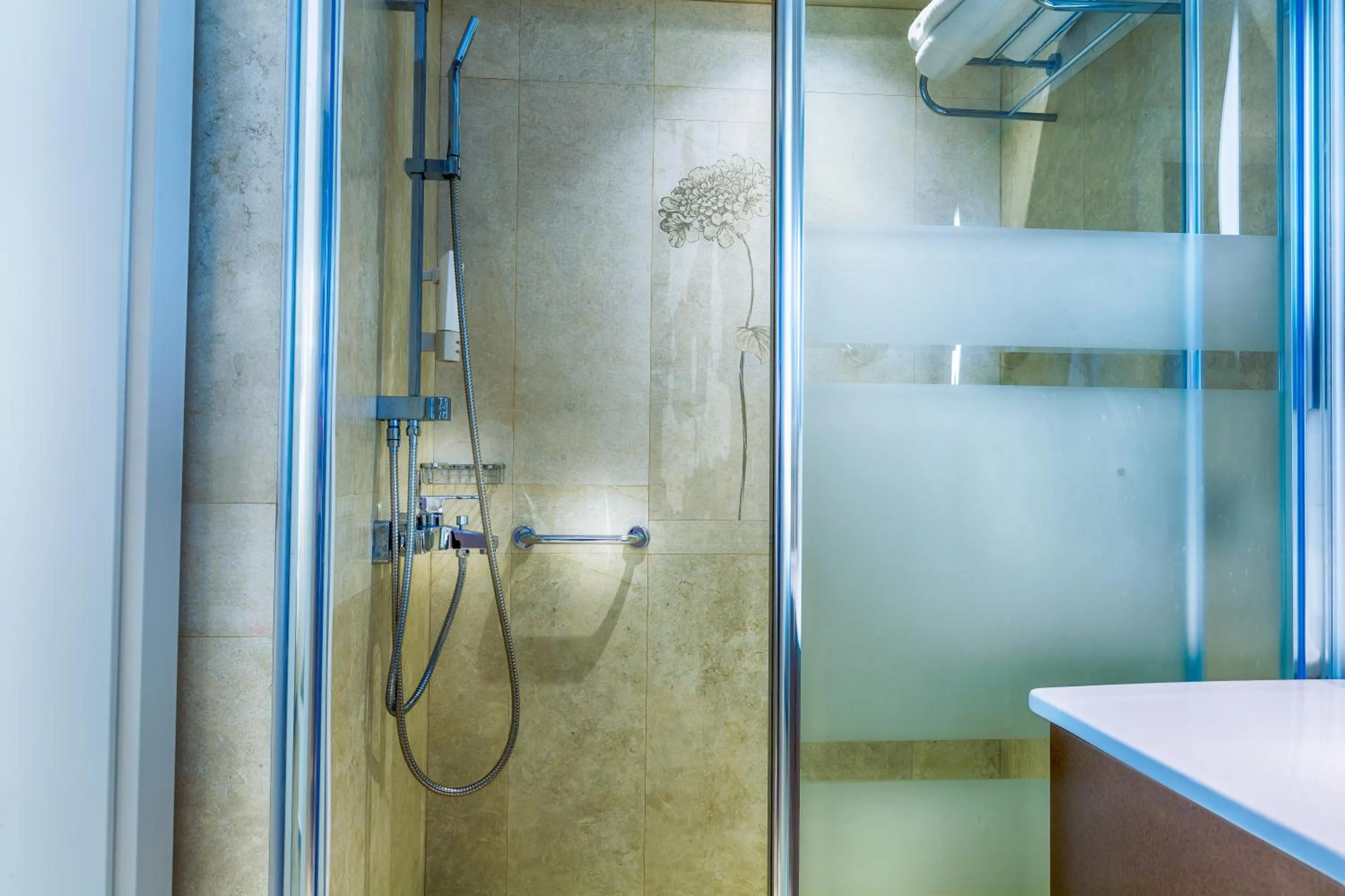 Bathroom in Dalyan Resort & Spa