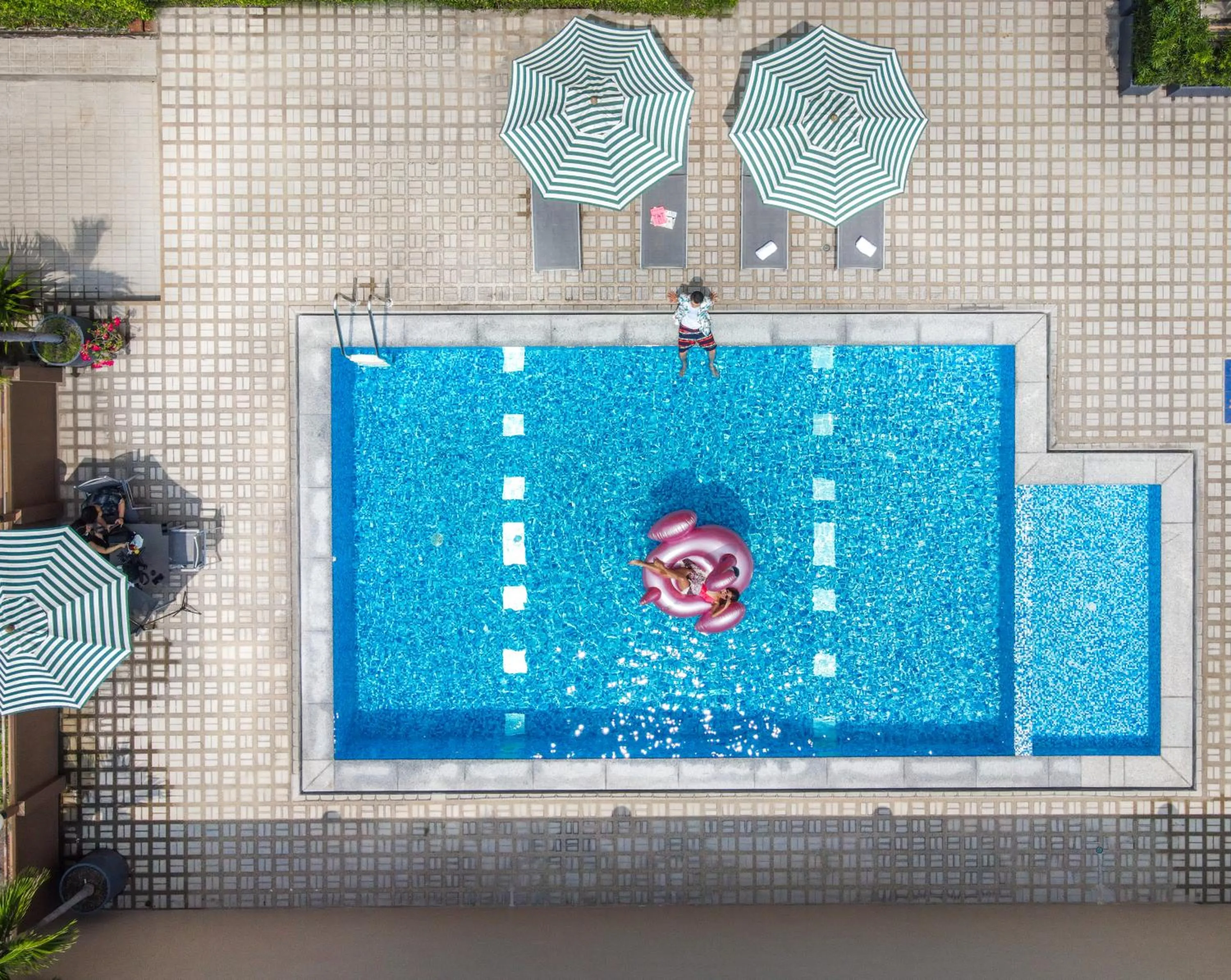 Pool view in Jazzotel Bangkok