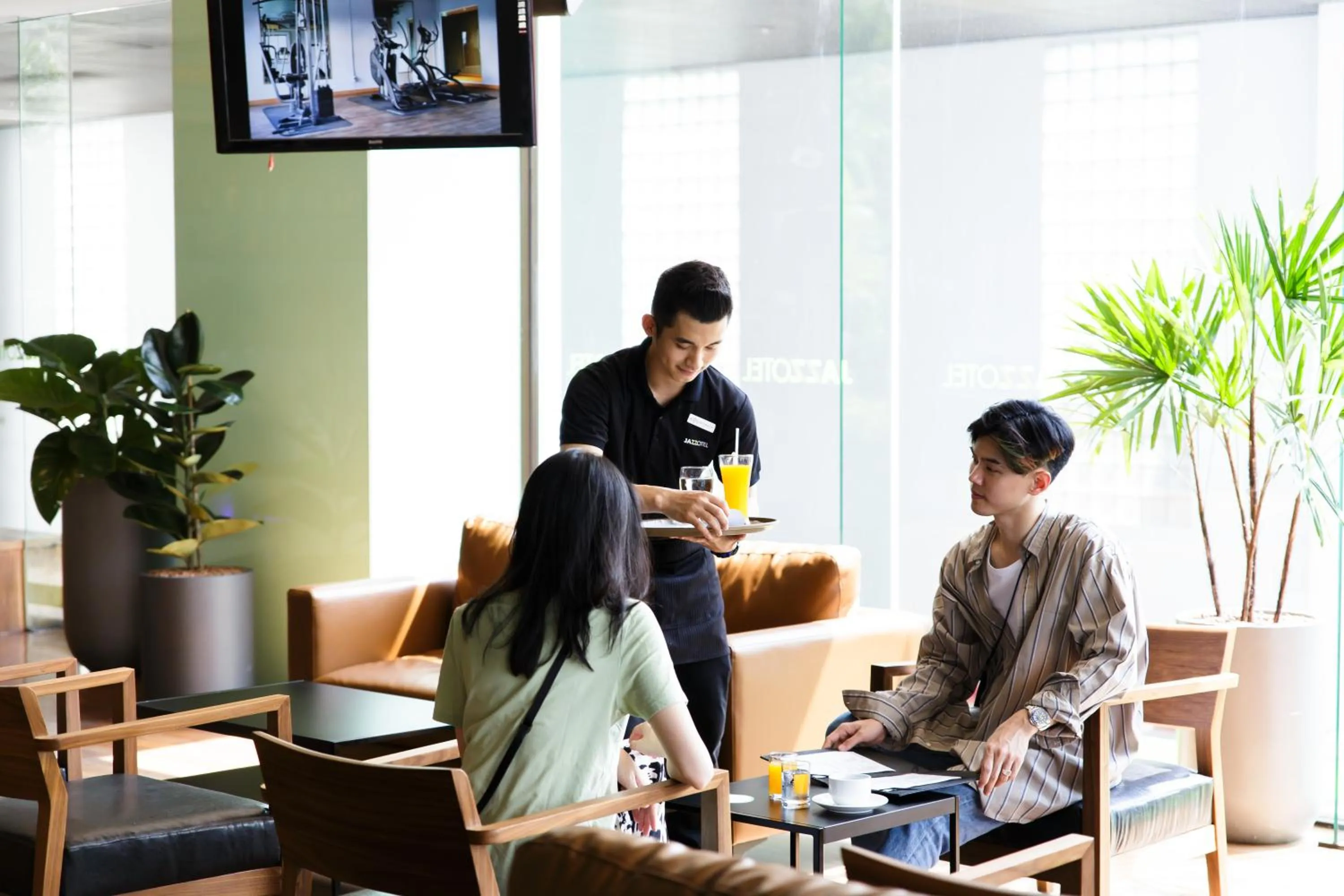 Restaurant/places to eat in Jazzotel Bangkok