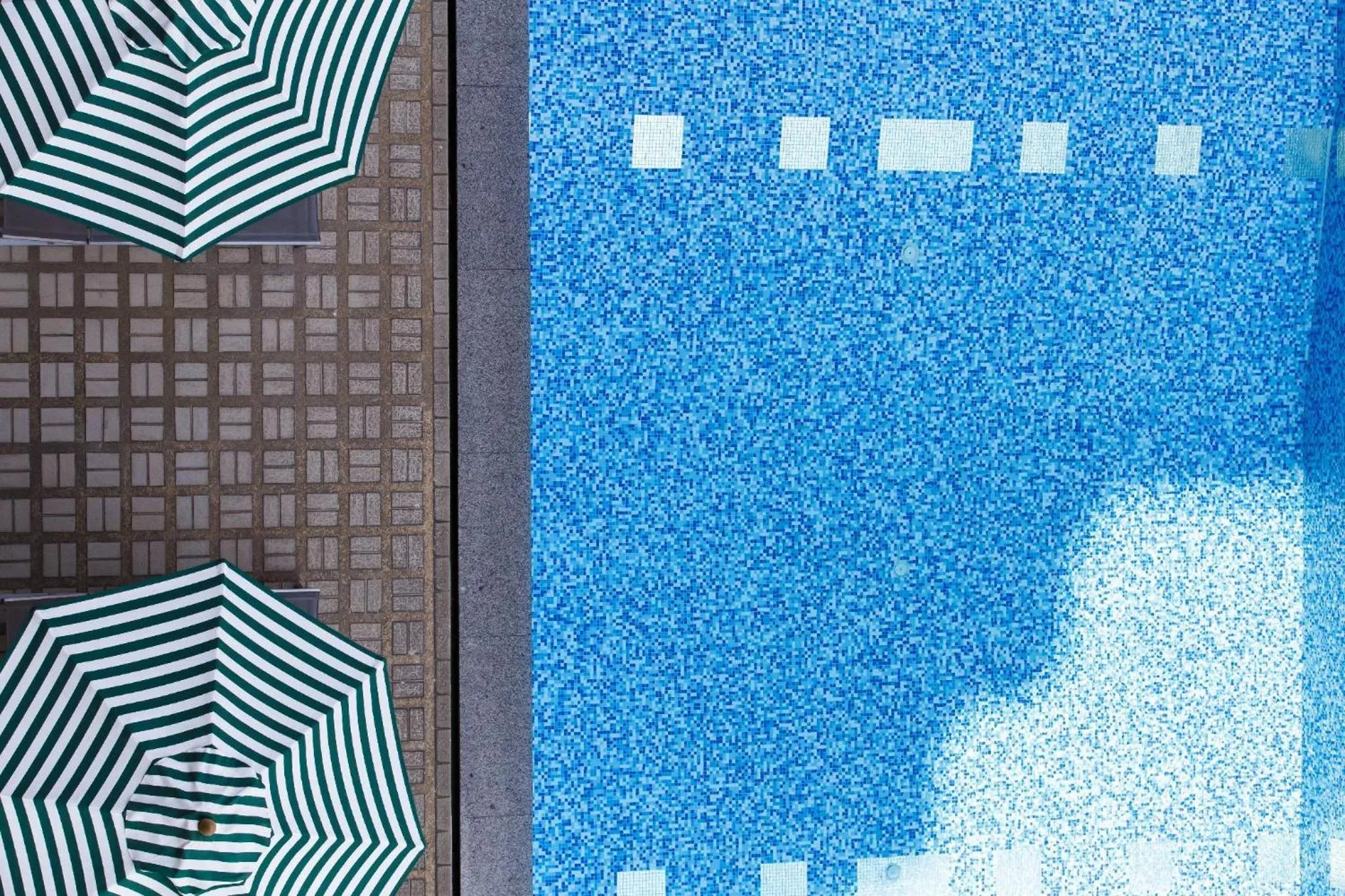 Pool view in Jazzotel Bangkok