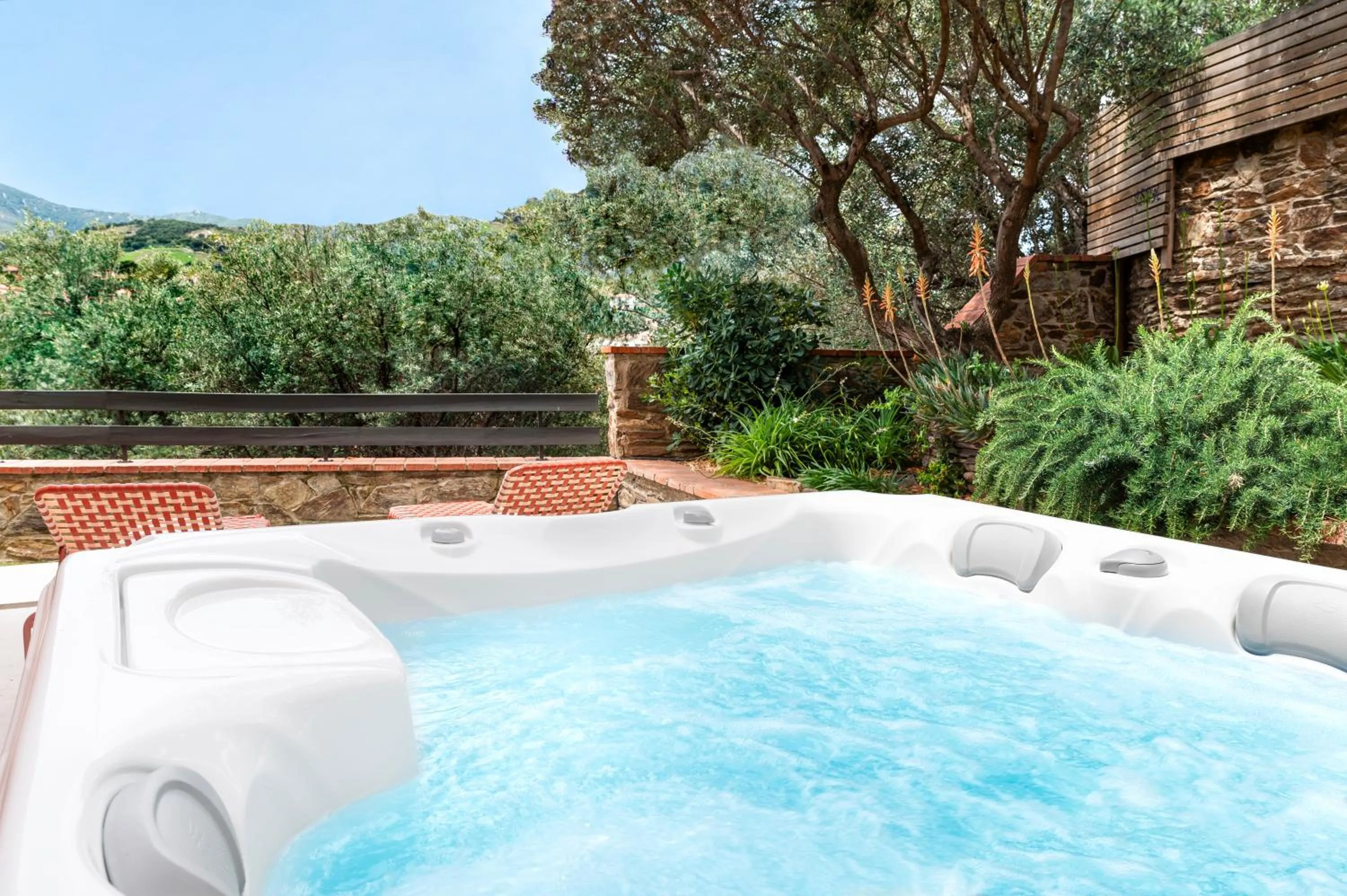 Hot Tub in Maison Nova - Boutique Hôtel & Spa