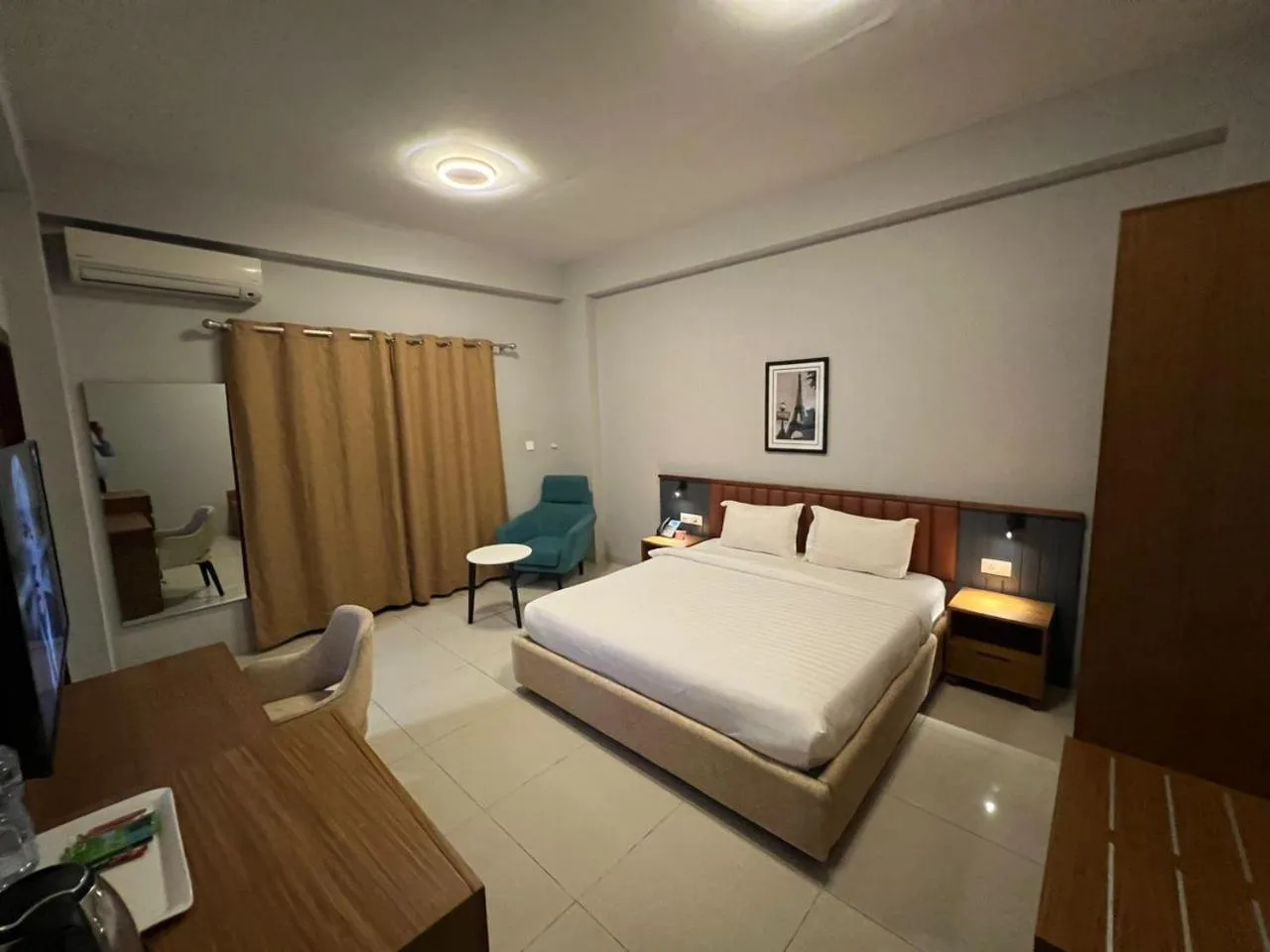 Bed in Hotel Golf Coast