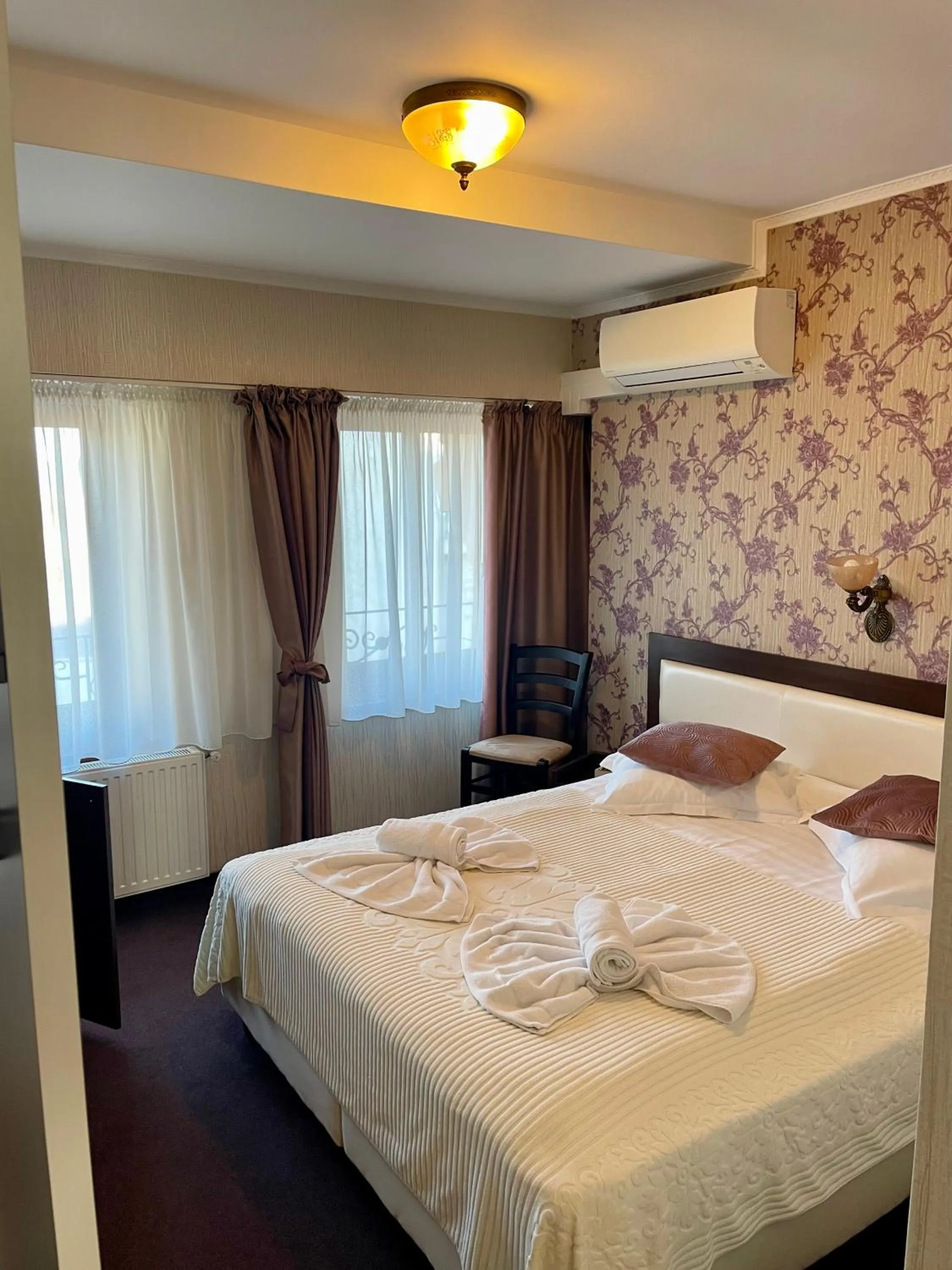 Bed in Villa Anticus (Adults Only)