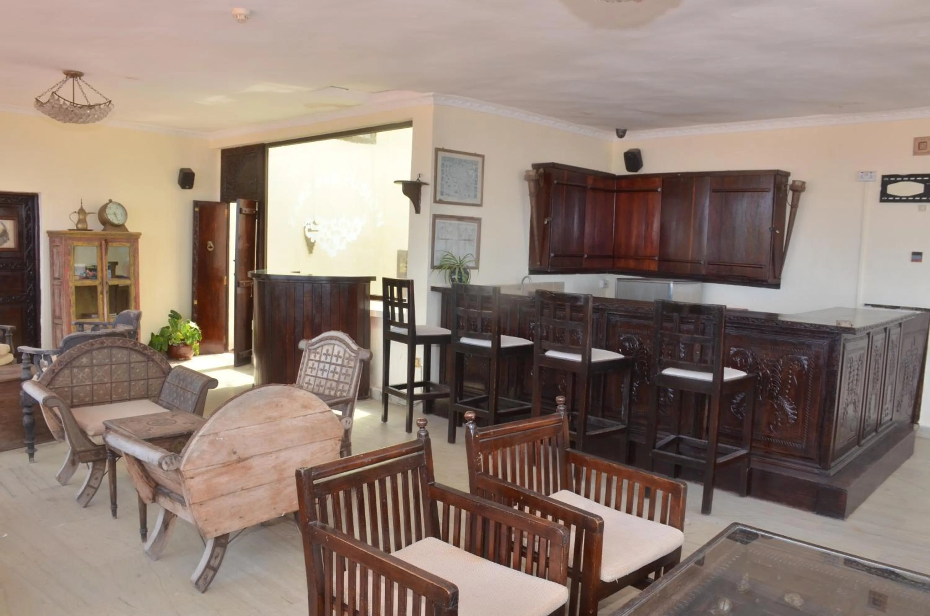 Restaurant/places to eat in Al Johari Hotel & Spa