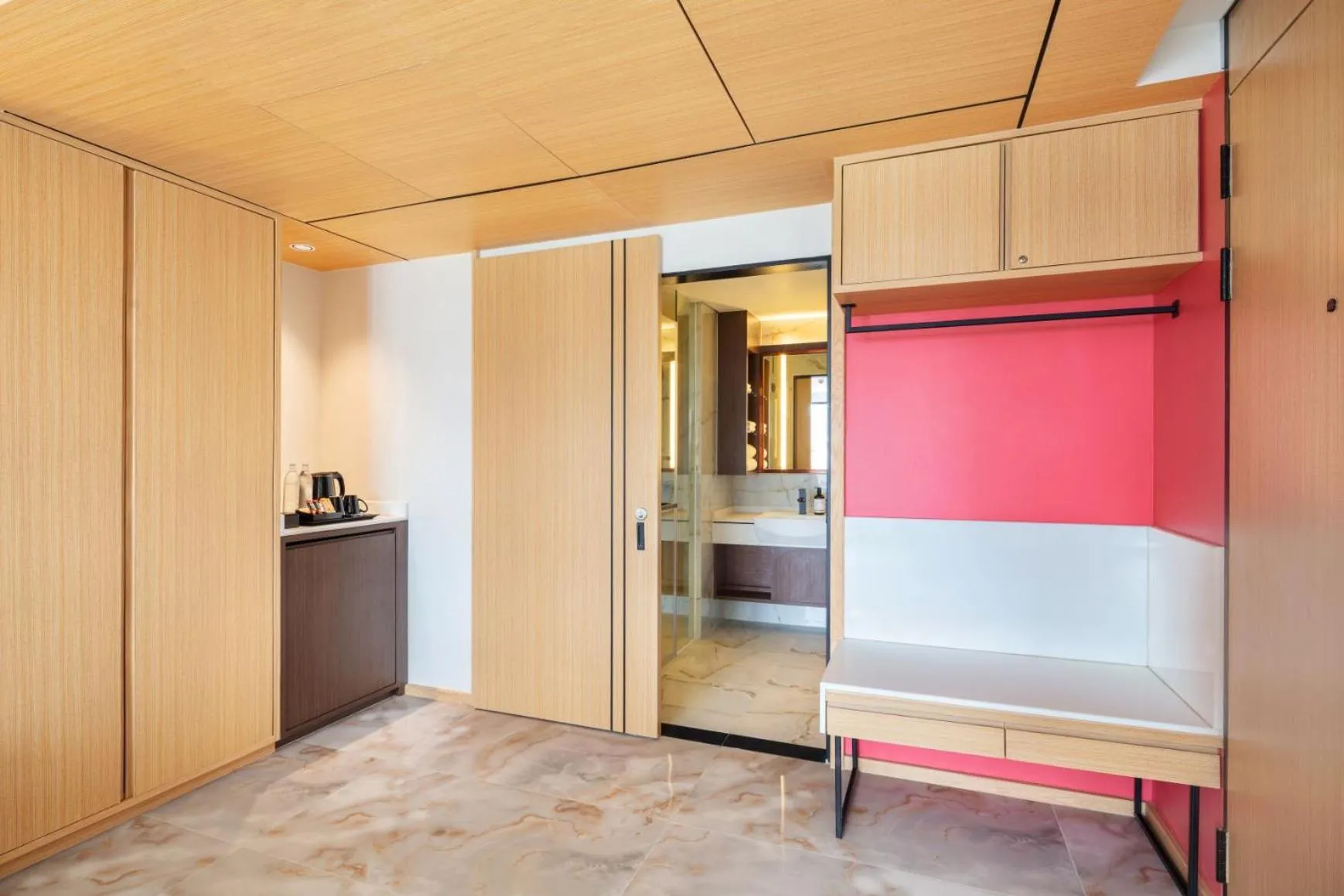 Photo of the whole room, Bed in Best Western Click Sathorn 11 Bangkok