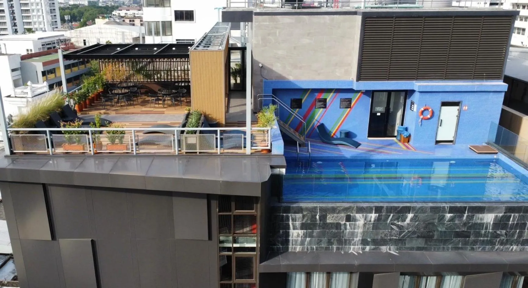 Property building in Best Western Click Sathorn 11 Bangkok